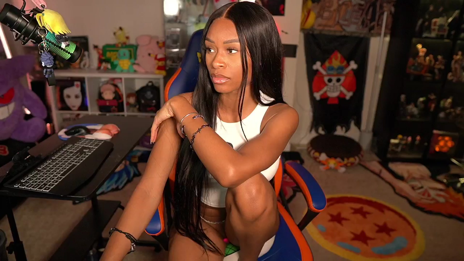Gallery image thumbnail from LoveZia's myfreecams stream on, 05/16/2024, 04:07 image 19 of 20