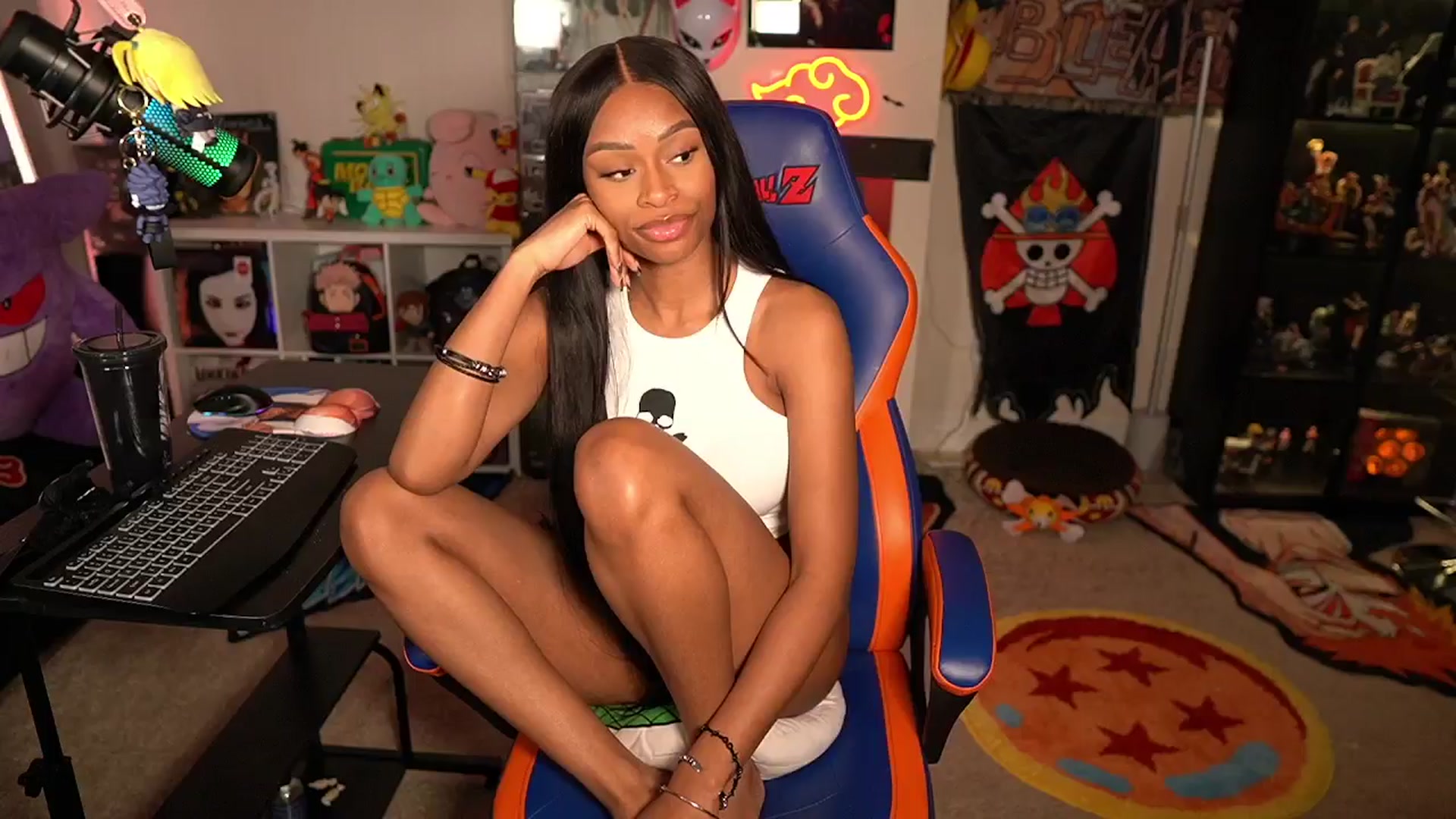 Gallery image thumbnail from LoveZia's myfreecams stream on, 05/16/2024, 04:07 image 10 of 20
