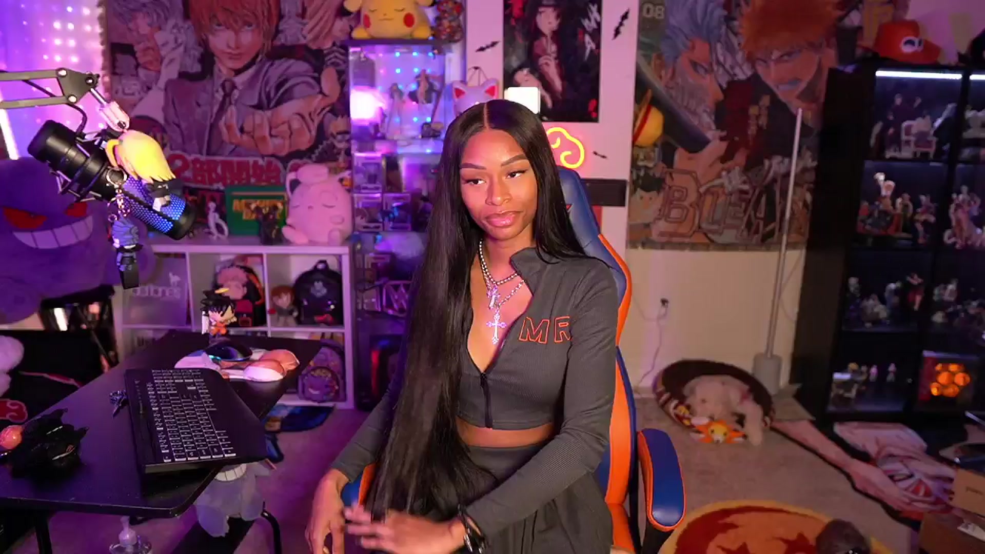 Gallery image thumbnail from LoveZia's myfreecams stream on, 05/20/2024, 03:36 image 2 of 20