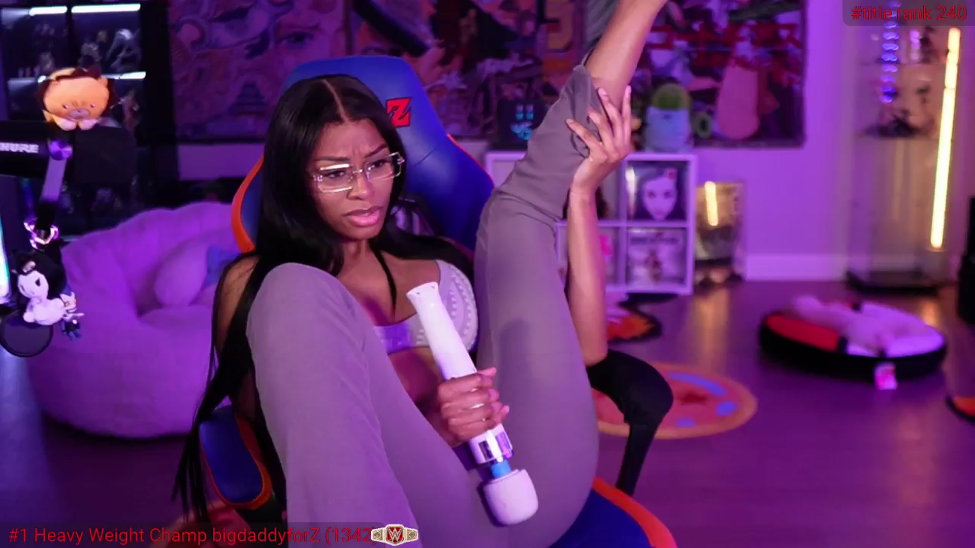 Gallery image thumbnail from LoveZia's myfreecams stream on, 01/04/2025, 05:59 image 8 of 20