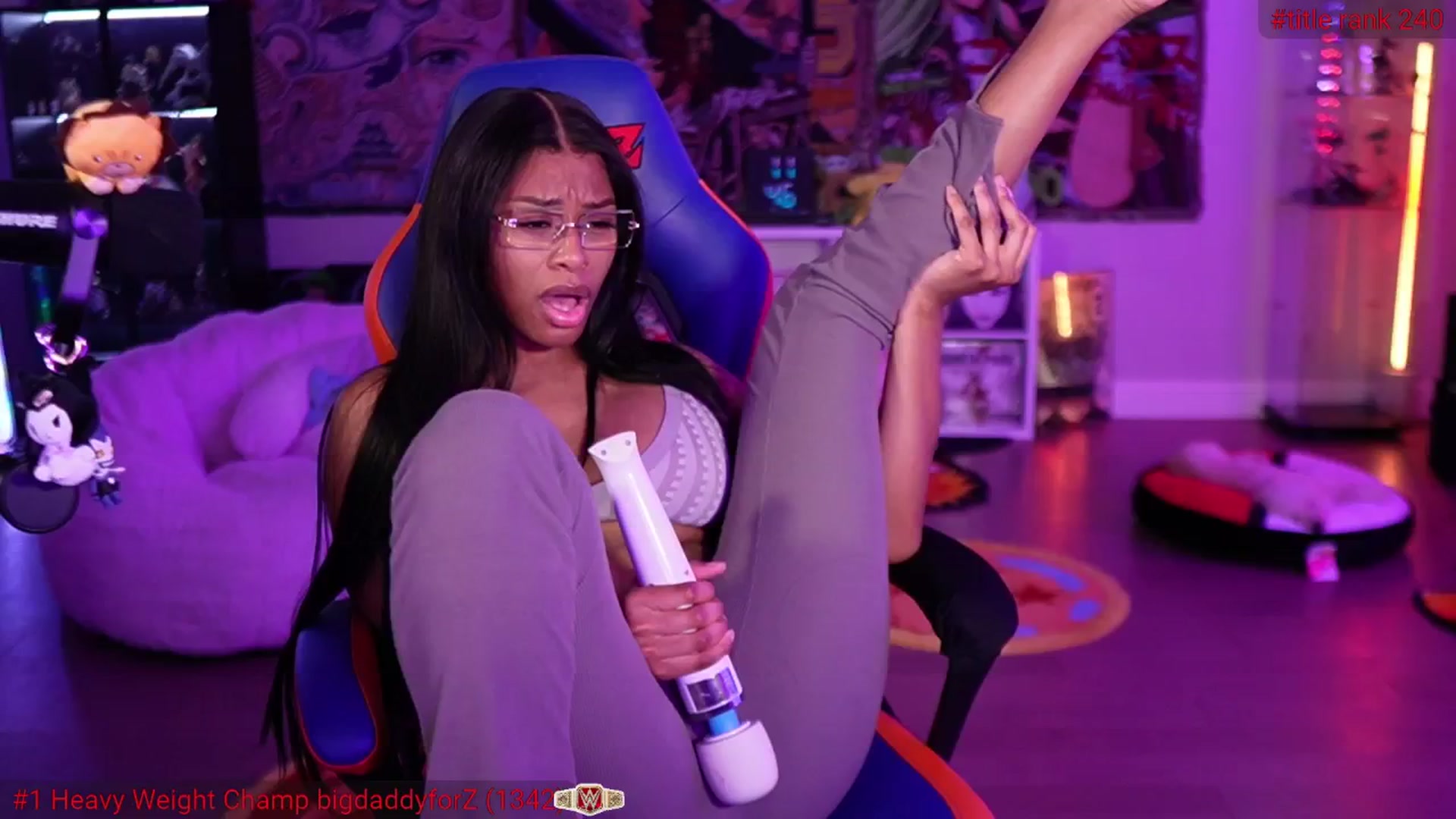 Gallery image thumbnail from LoveZia's myfreecams stream on, 01/04/2025, 05:59 image 9 of 20