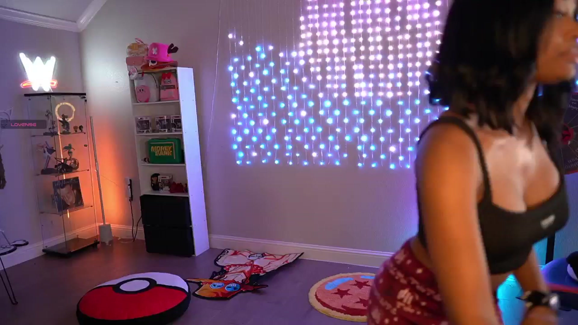 Gallery image thumbnail from LoveZia's myfreecams stream on, 01/10/2025, 06:39 image 9 of 20