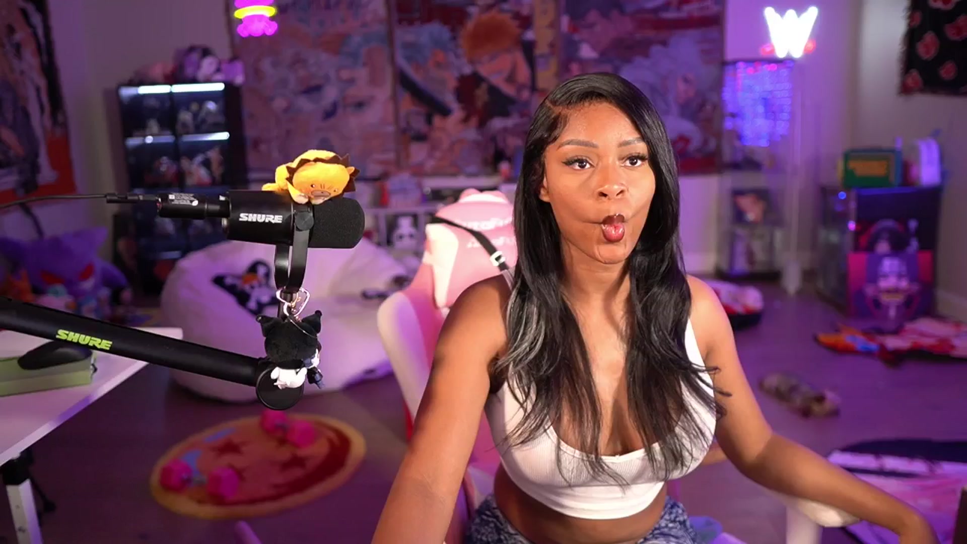 Gallery image thumbnail from LoveZia's myfreecams stream on, 05/16/2025, 05:28 image 1 of 20
