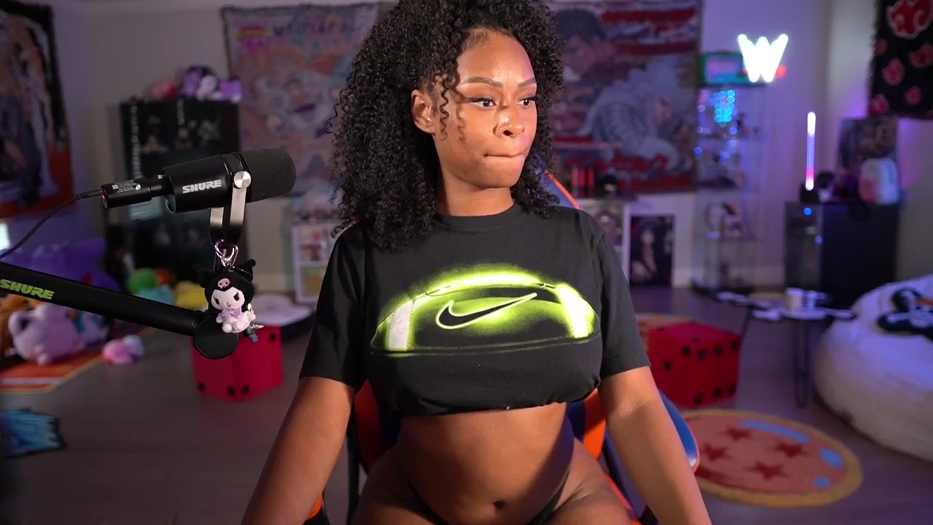 Gallery image thumbnail from LoveZia's myfreecams stream on, 07/08/2025, 19:59 image 17 of 20