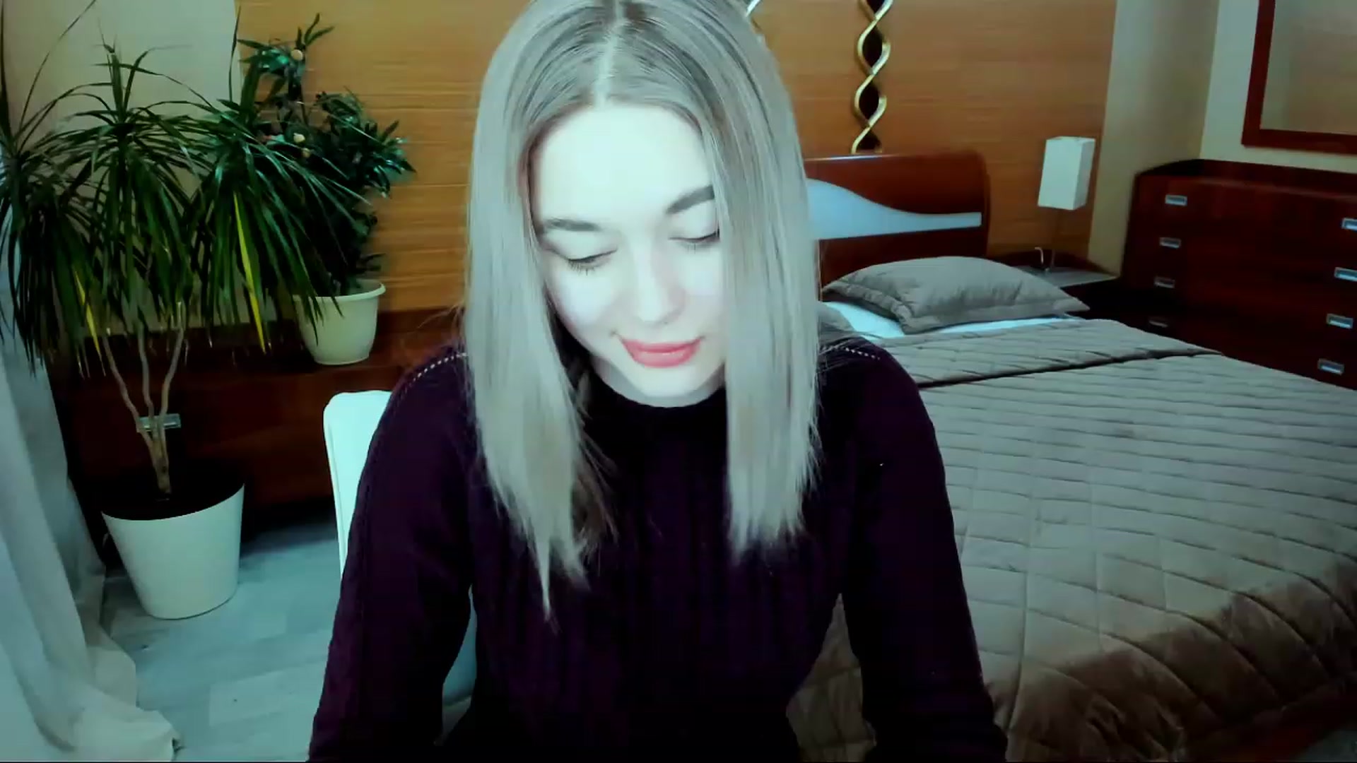 Gallery image thumbnail from Love_Aura's myfreecams stream on, 02/06/2023, 02:45 image 17 of 20