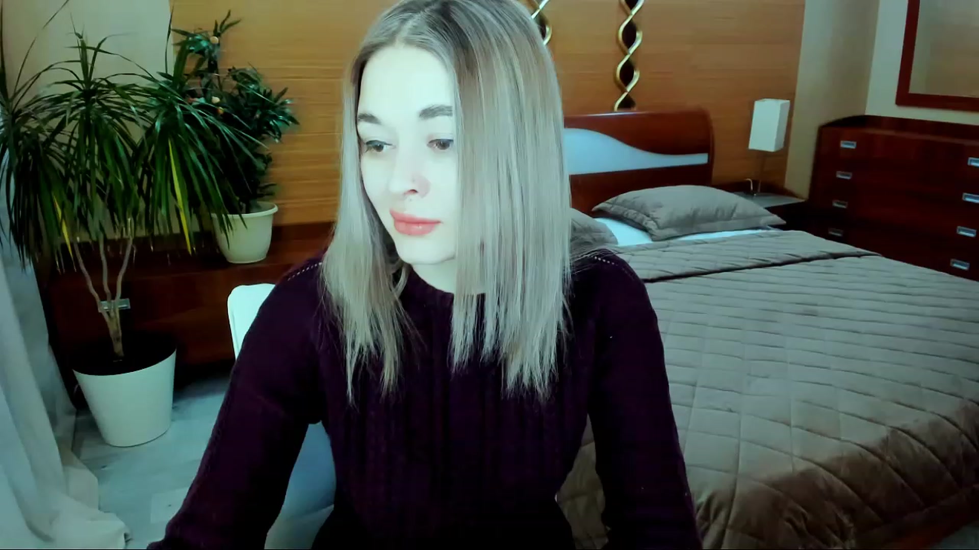 Gallery image thumbnail from Love_Aura's myfreecams stream on, 02/06/2023, 02:45 image 18 of 20