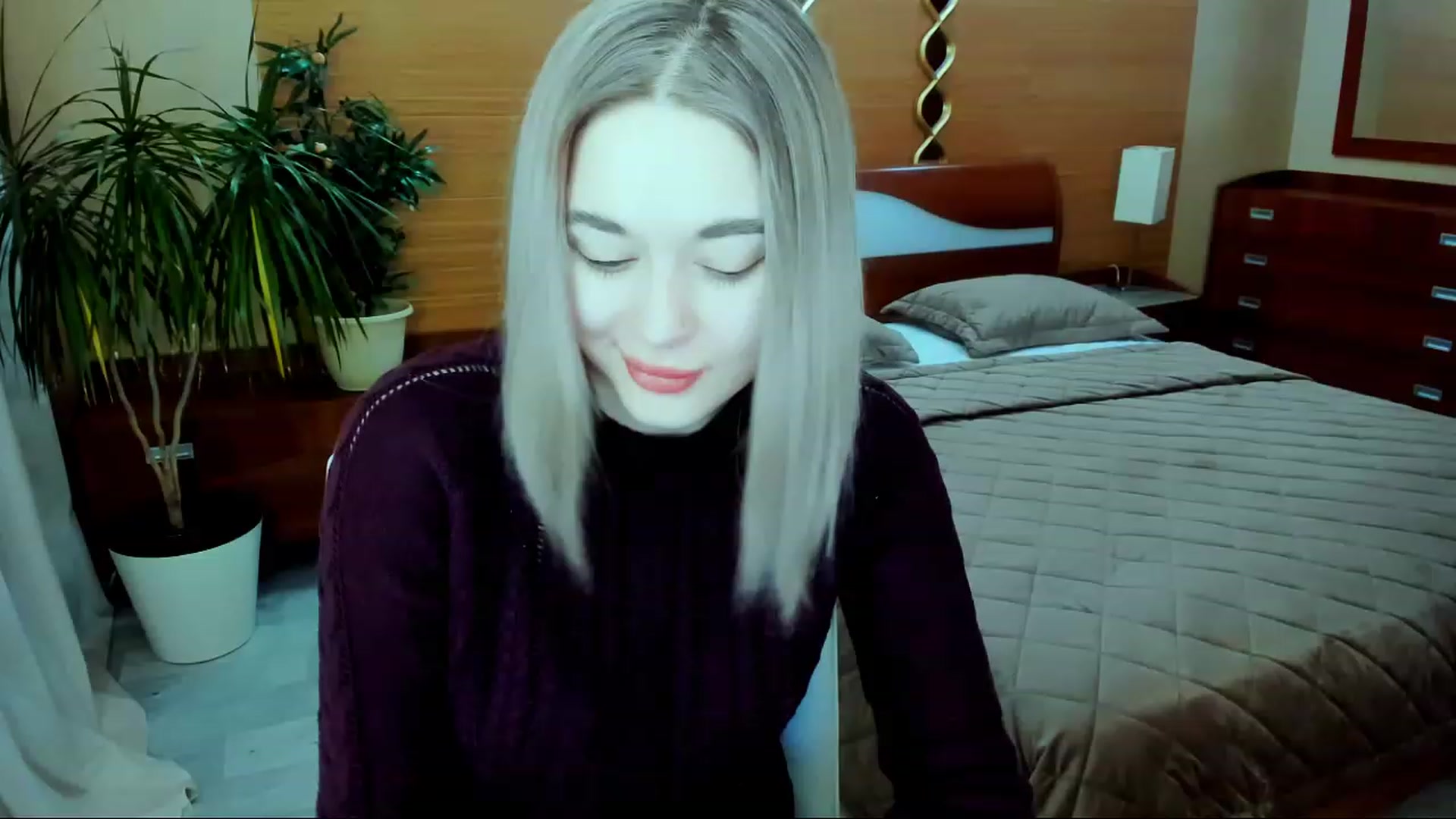 Gallery image thumbnail from Love_Aura's myfreecams stream on, 02/06/2023, 02:45 image 11 of 20