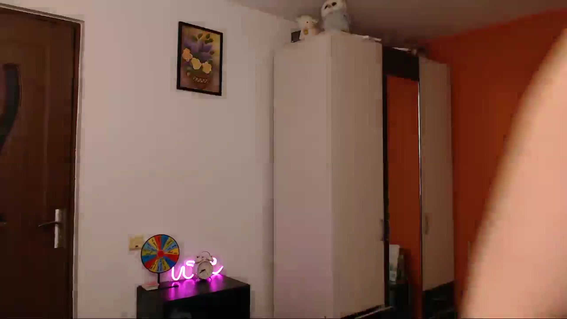 Gallery image thumbnail from LoveeSunshine's myfreecams stream on, 03/09/2026, 19:13 image 17 of 20