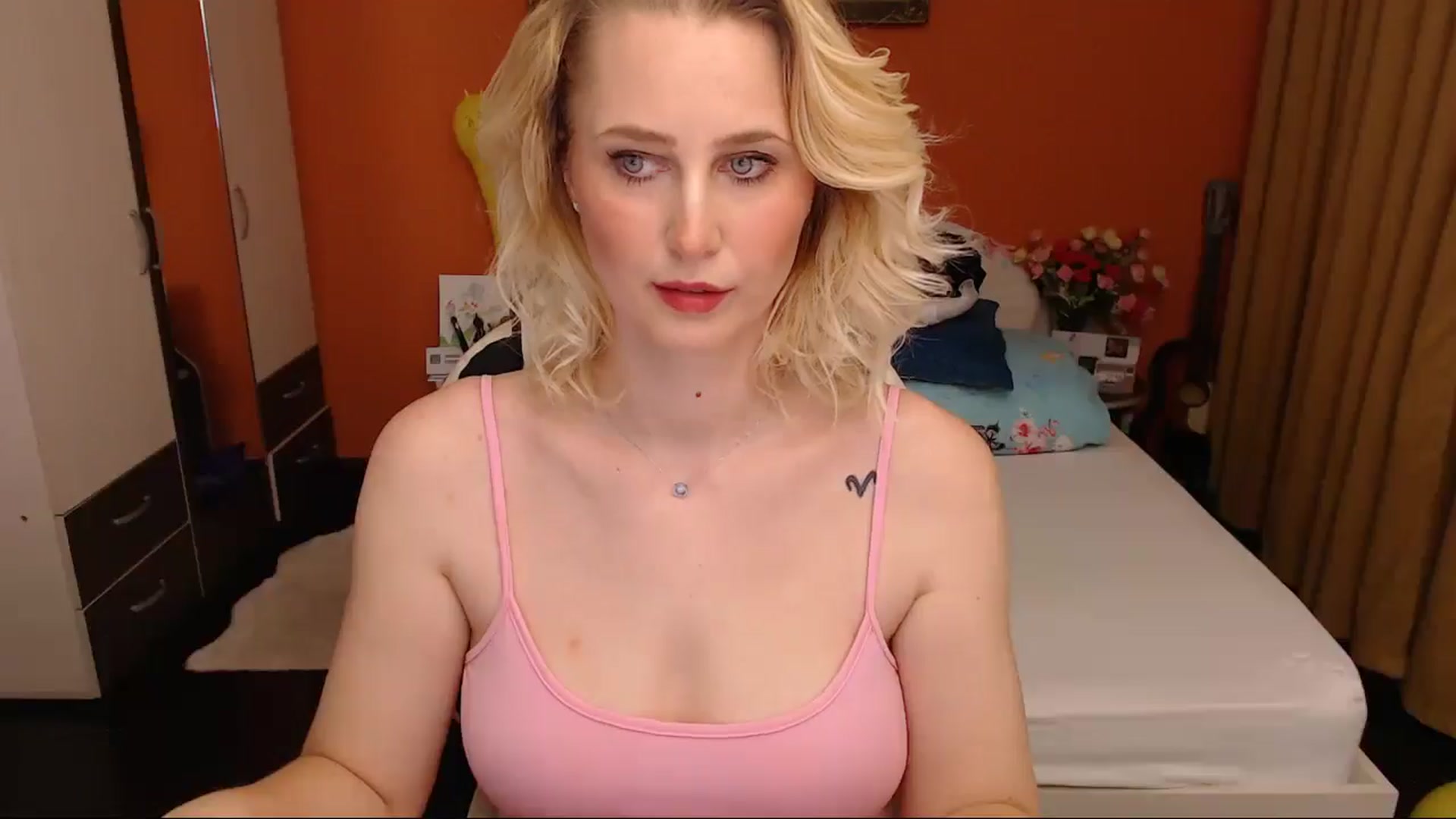 Gallery image thumbnail from LoveeSunshine's myfreecams stream on, 03/23/2026, 20:41 image 19 of 20
