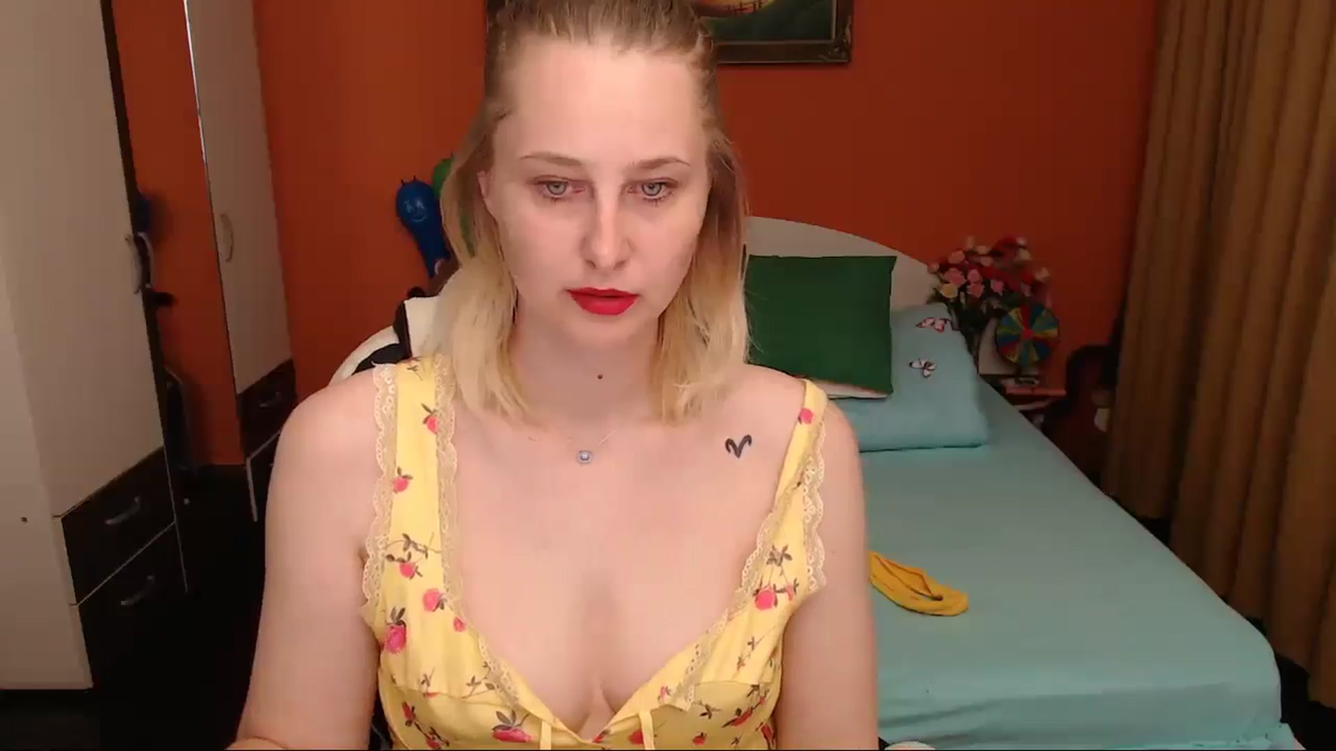 Gallery image thumbnail from LoveeSunshine's myfreecams stream on, 05/06/2026, 23:48 image 10 of 20