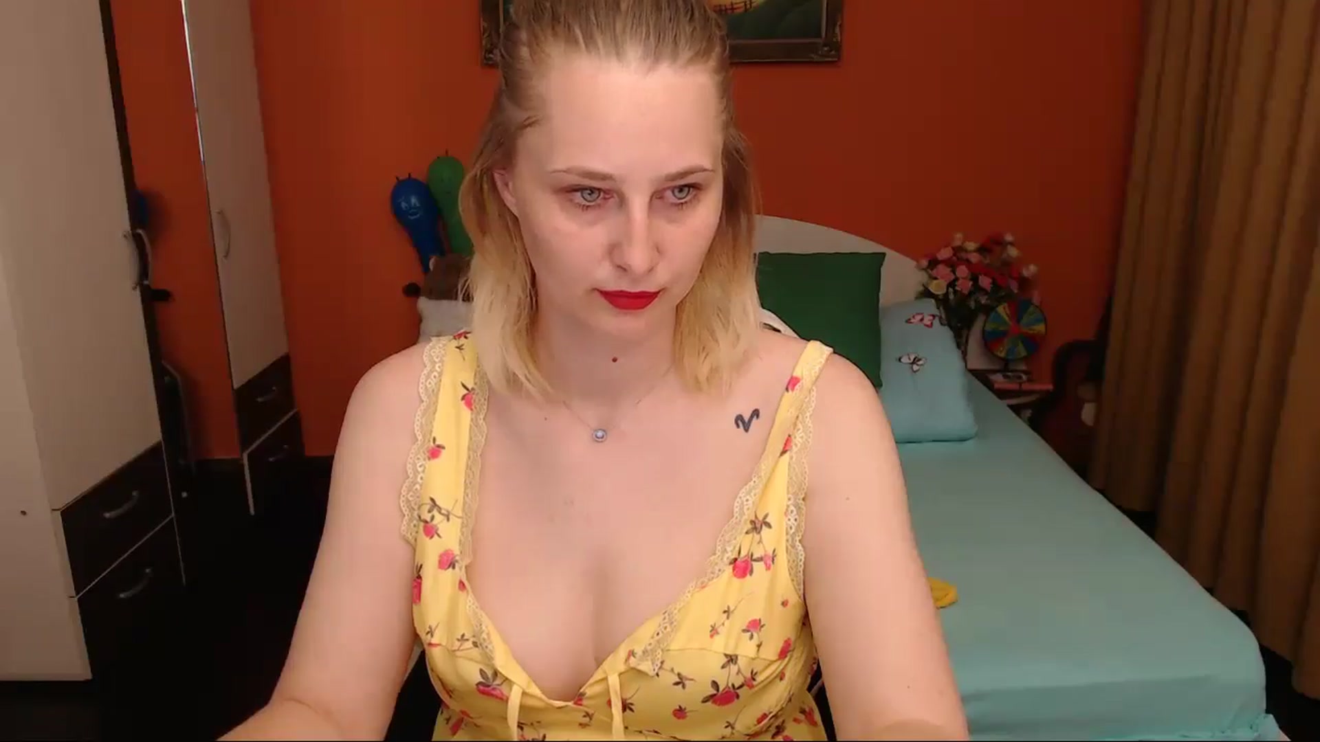Gallery image thumbnail from LoveeSunshine's myfreecams stream on, 05/06/2026, 23:48 image 3 of 20