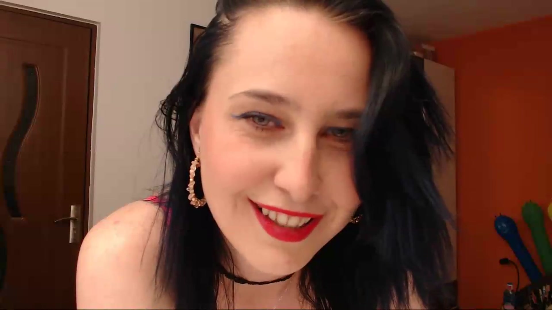 Gallery image thumbnail from LoveeSunshine's myfreecams stream on, 05/23/2026, 20:56 image 9 of 20
