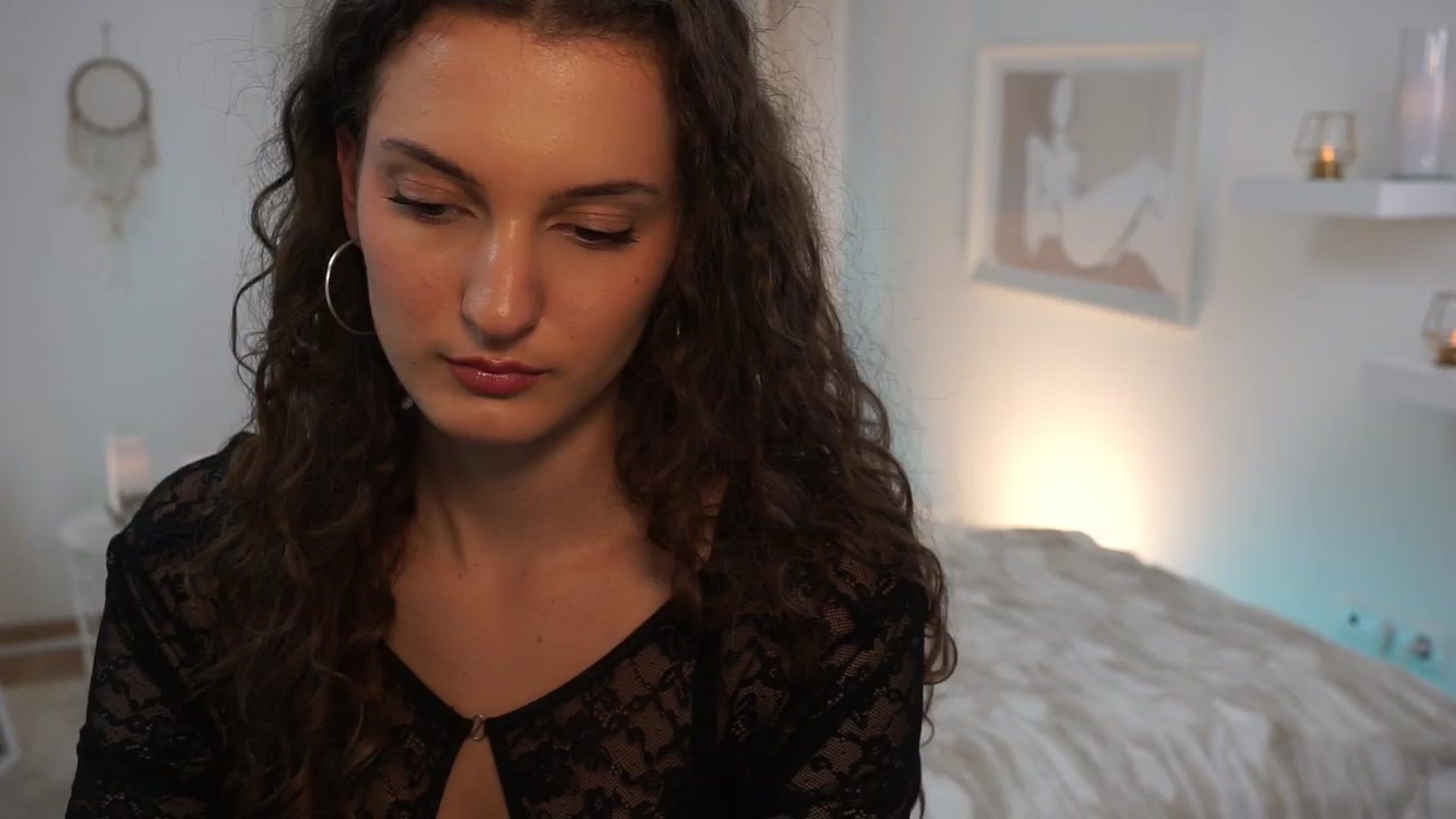 Gallery image thumbnail from LoveelyLunaa's myfreecams stream on, 10/16/2024, 19:26 image 2 of 20