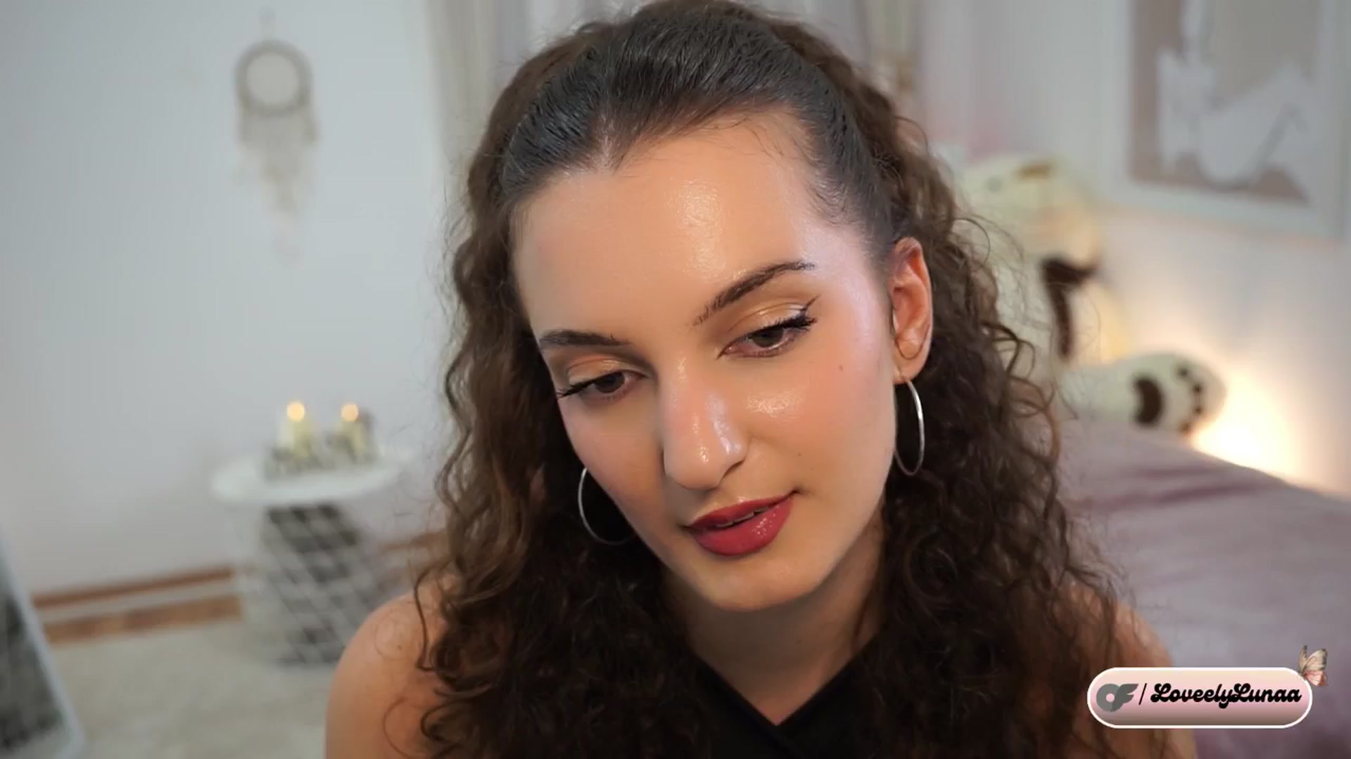 Gallery image thumbnail from LoveelyLunaa's myfreecams stream on, 11/03/2024, 14:20 image 11 of 20