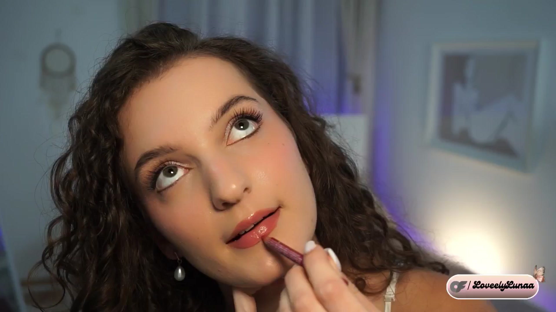 Gallery image thumbnail from LoveelyLunaa's myfreecams stream on, 11/27/2024, 19:12 image 13 of 20