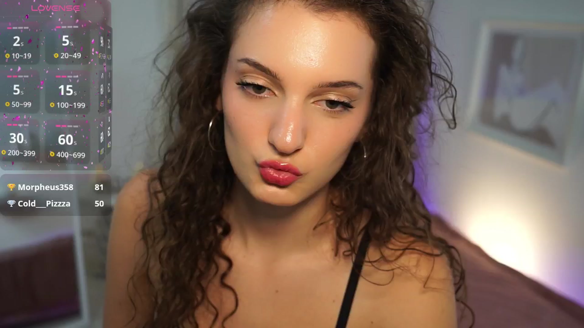 Gallery image thumbnail from LoveelyLunaa's myfreecams stream on, 12/04/2024, 17:57 image 4 of 20