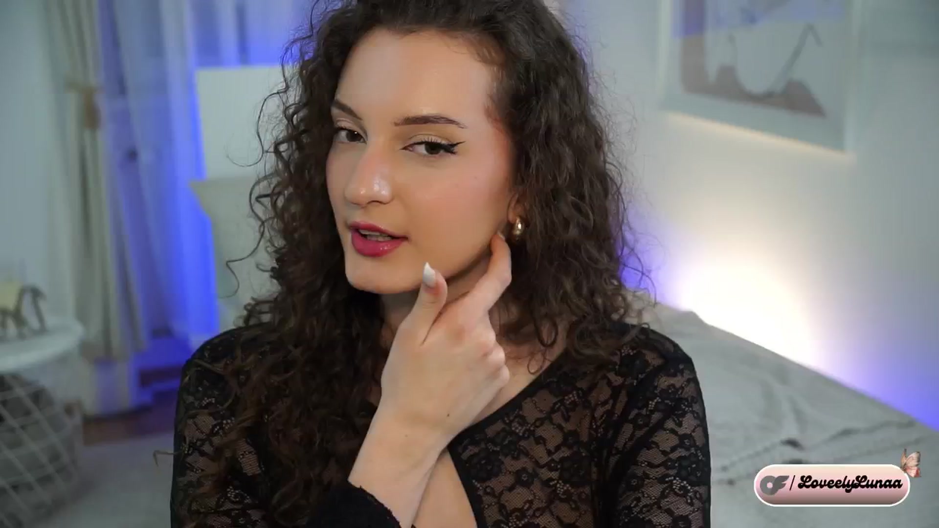 Gallery image thumbnail from LoveelyLunaa's myfreecams stream on, 01/06/2025, 20:17 image 20 of 20