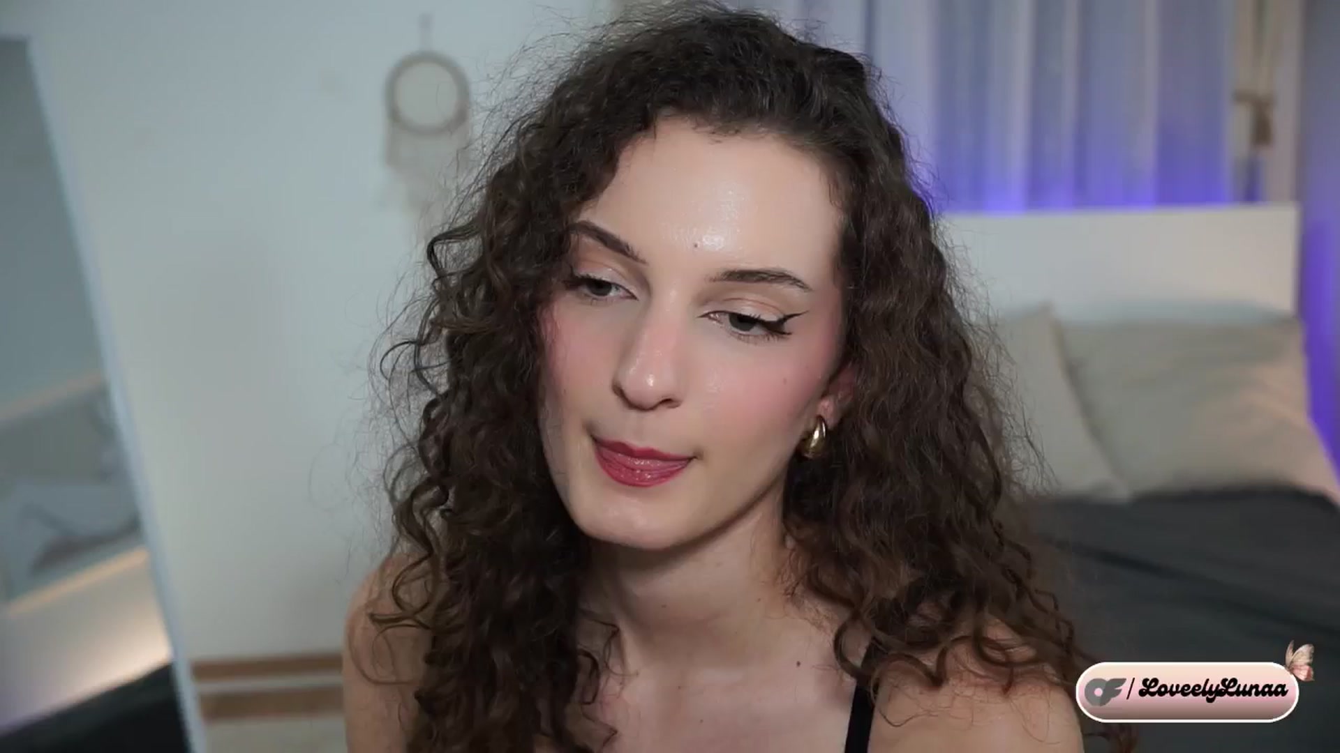 Gallery image thumbnail from LoveelyLunaa's myfreecams stream on, 01/09/2025, 15:20 image 15 of 20