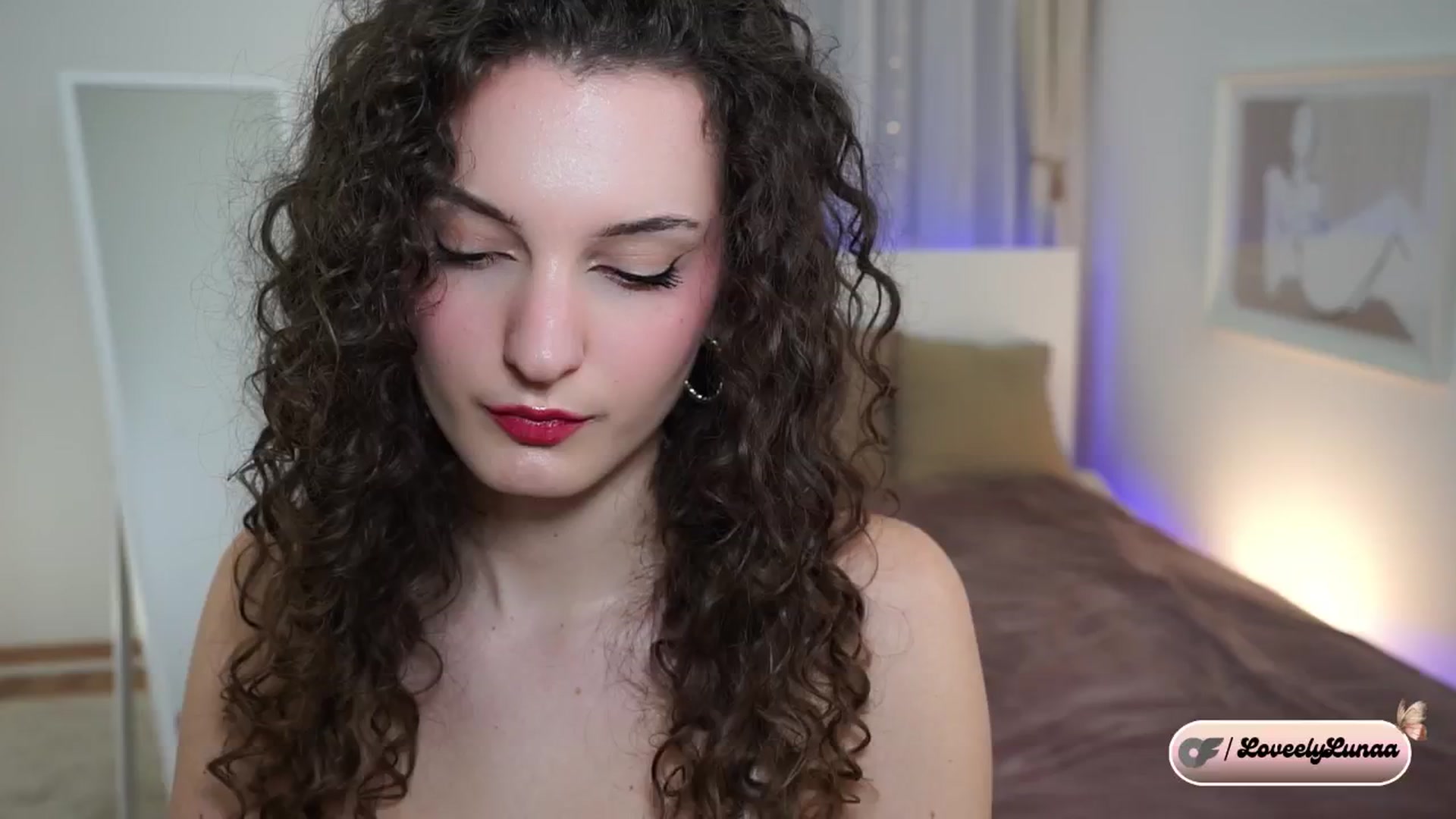 Gallery image thumbnail from LoveelyLunaa's myfreecams stream on, 02/03/2025, 13:37 image 7 of 20