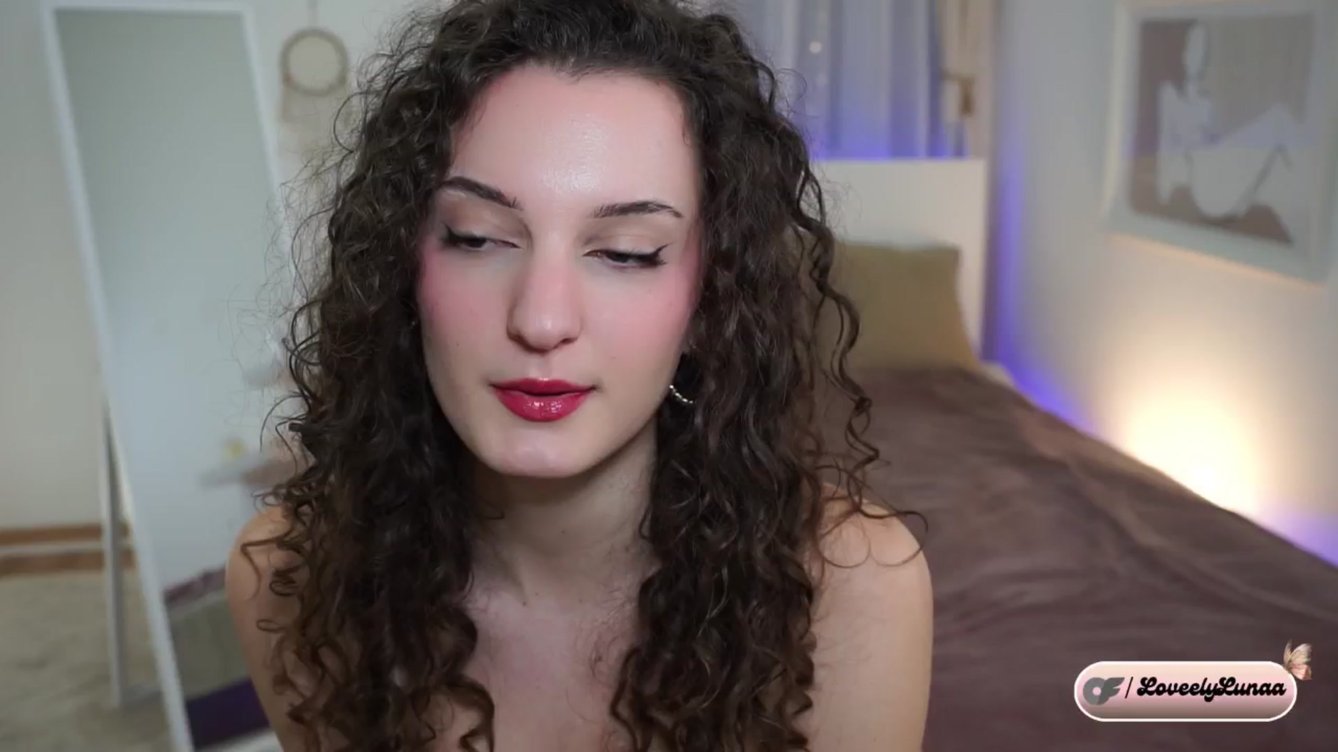 Gallery image thumbnail from LoveelyLunaa's myfreecams stream on, 02/03/2025, 13:37 image 9 of 20