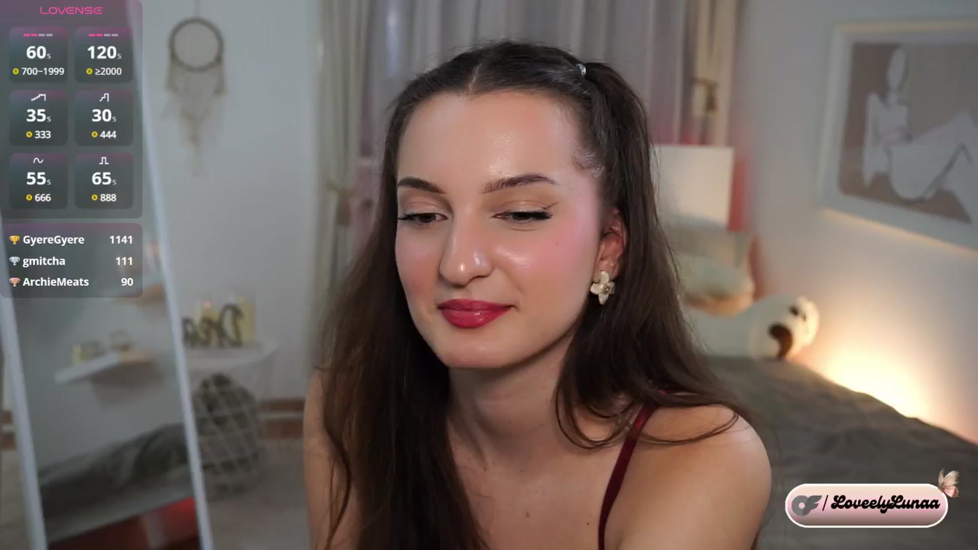 Gallery image thumbnail from LoveelyLunaa's myfreecams stream on, 02/16/2025, 19:48 image 18 of 20
