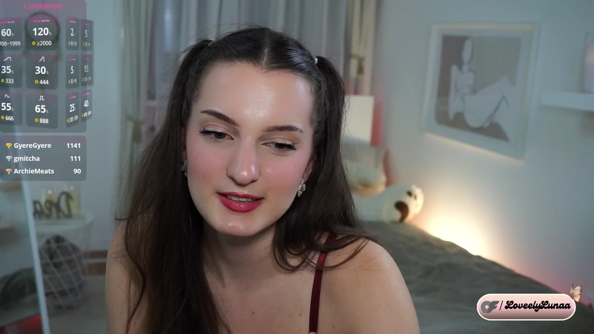 Gallery image thumbnail from LoveelyLunaa's myfreecams stream on, 02/16/2025, 19:48 image 17 of 20