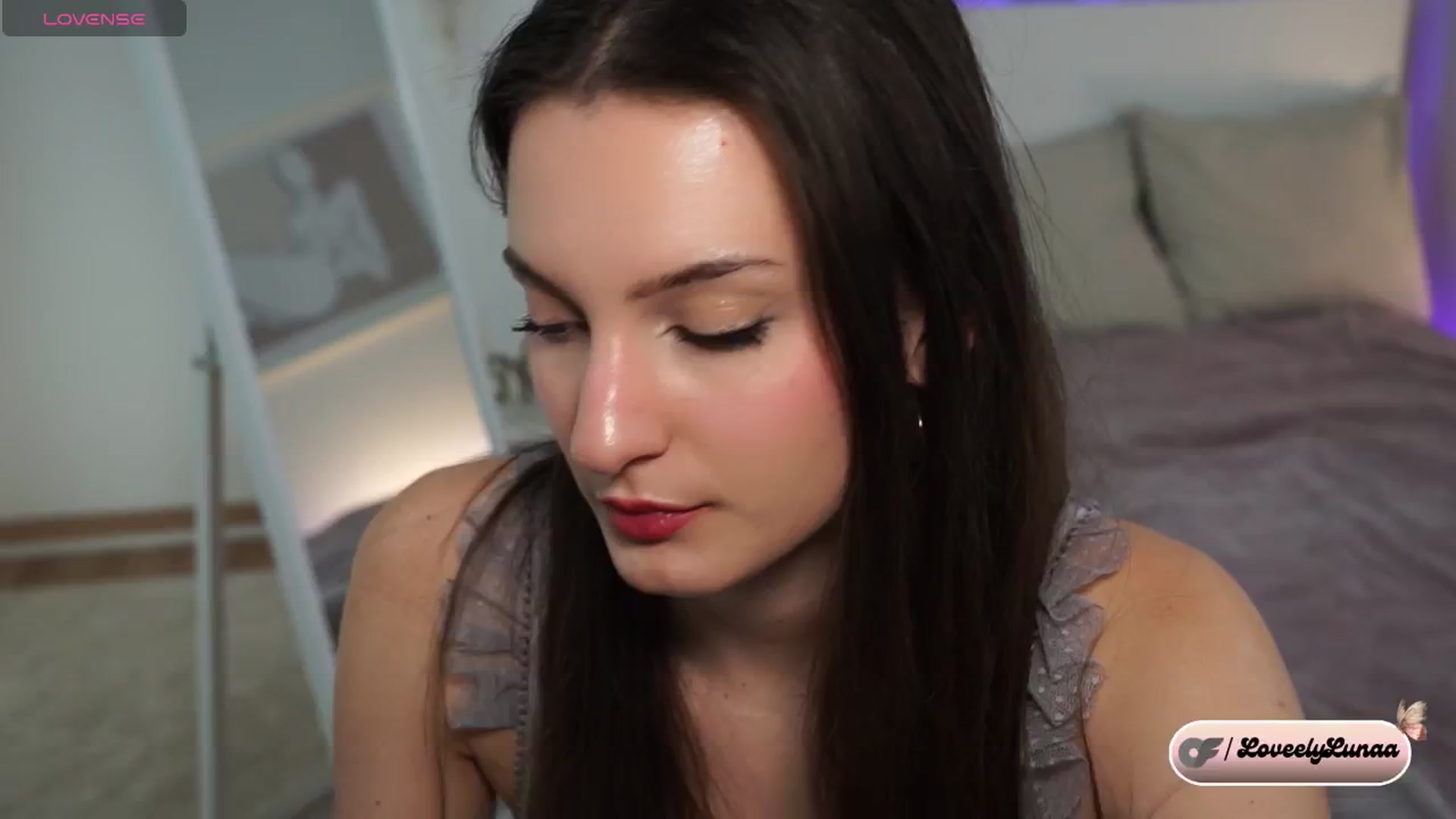 Gallery image thumbnail from LoveelyLunaa's myfreecams stream on, 02/20/2025, 14:16 image 12 of 20