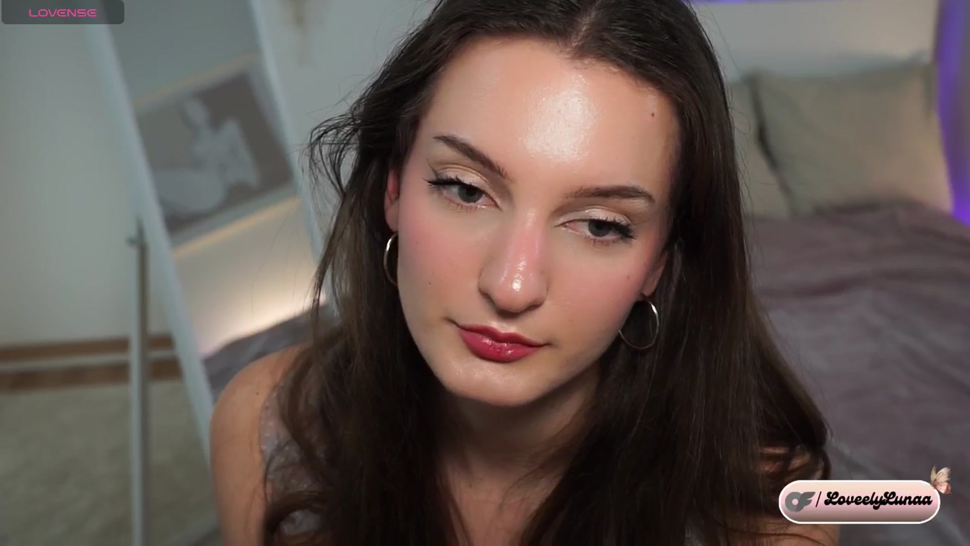 Gallery image thumbnail from LoveelyLunaa's myfreecams stream on, 02/20/2025, 14:16 image 16 of 20