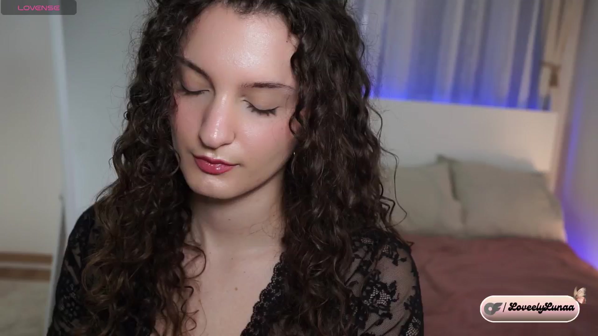 Gallery image thumbnail from LoveelyLunaa's myfreecams stream on, 02/22/2025, 12:43 image 3 of 20