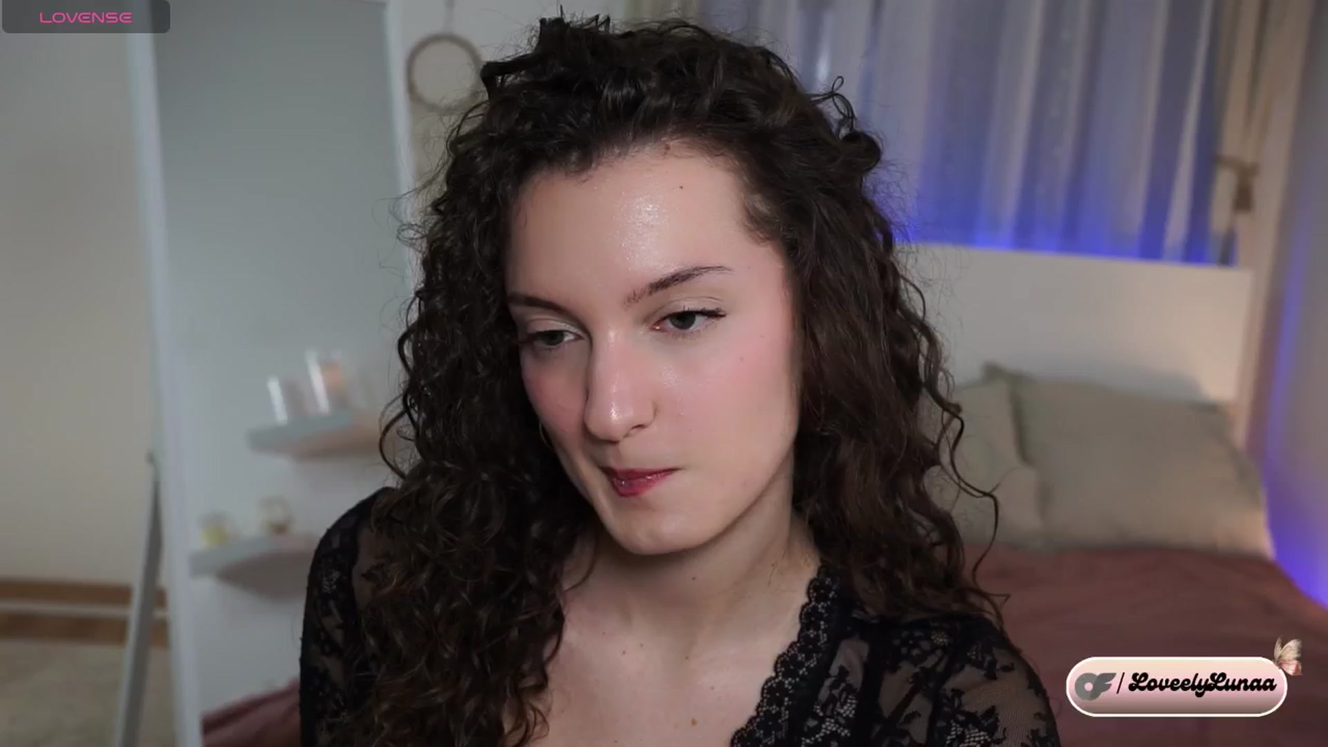 Gallery image thumbnail from LoveelyLunaa's myfreecams stream on, 02/22/2025, 12:43 image 7 of 20