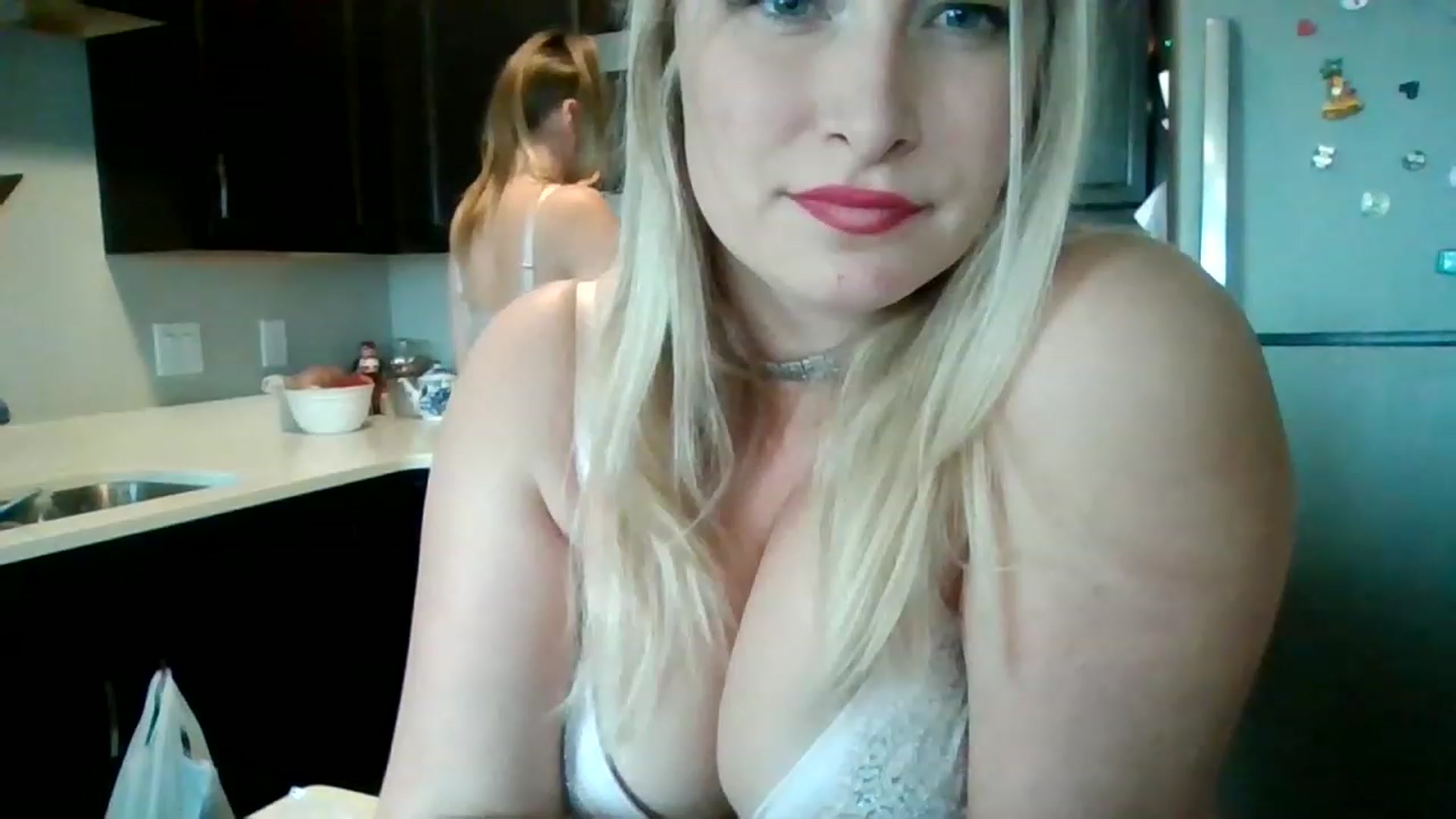 Gallery image thumbnail from Lovegoddess4's myfreecams stream on, 12/31/2022, 18:35 image 8 of 20