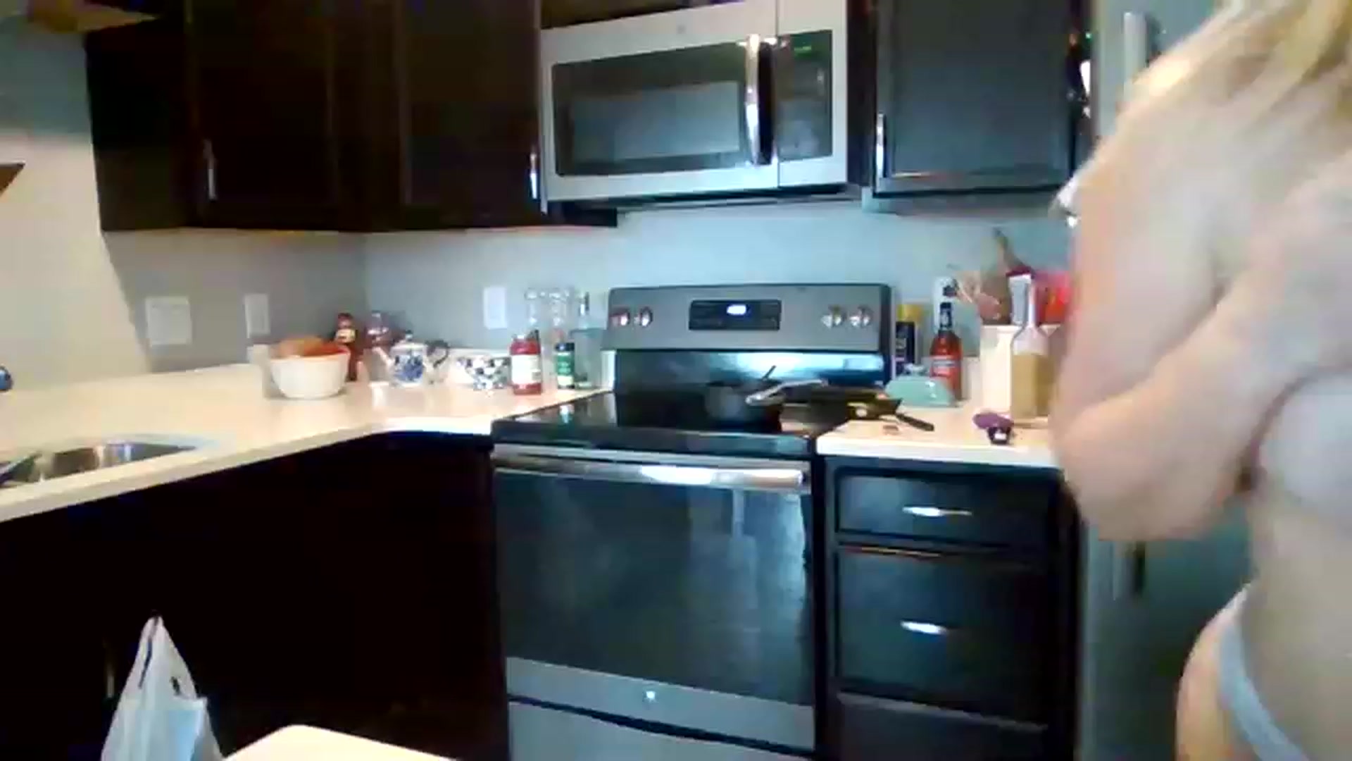 Gallery image thumbnail from Lovegoddess4's myfreecams stream on, 12/31/2022, 18:58 image 1 of 20
