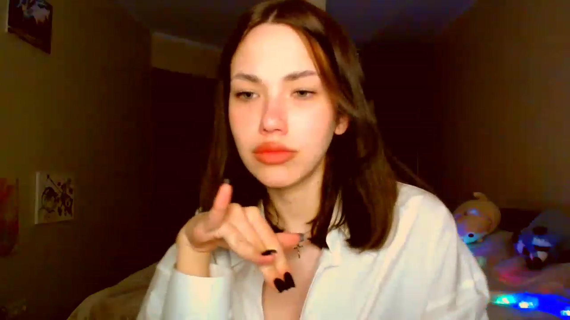 Gallery image thumbnail from LovellyRima__'s myfreecams stream on, 04/05/2023, 19:31 image 15 of 20