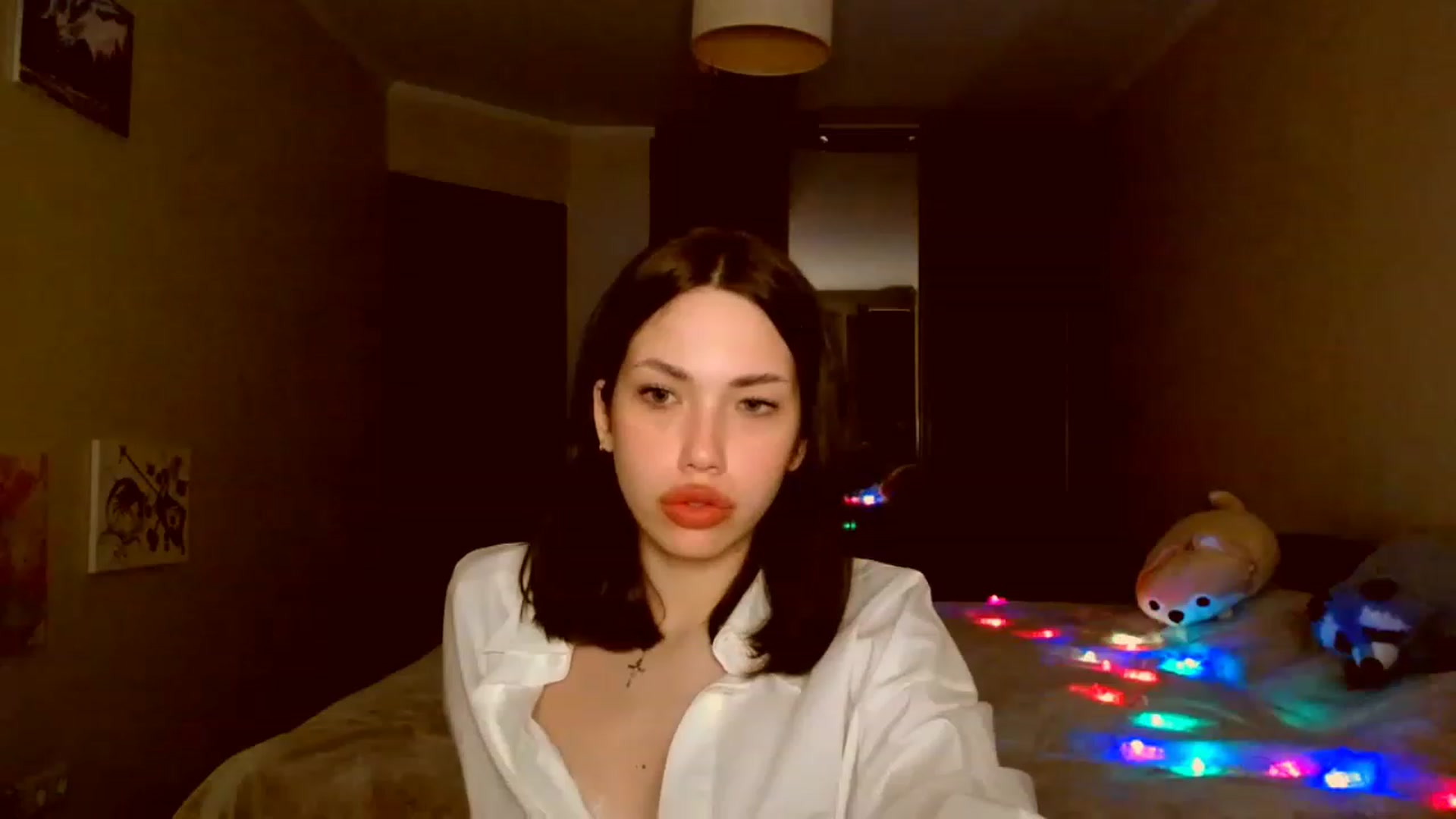 Gallery image thumbnail from LovellyRima__'s myfreecams stream on, 04/05/2023, 19:31 image 1 of 20