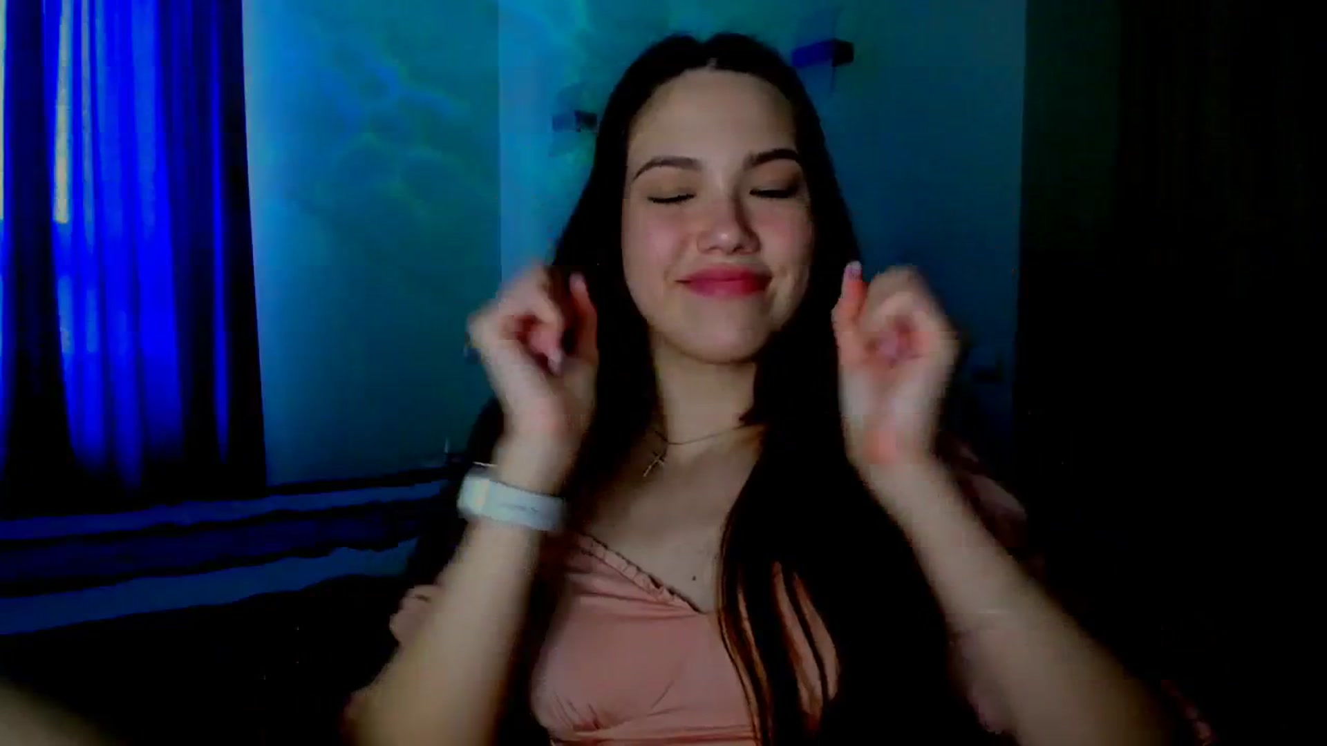 Gallery image thumbnail from LovellyRima__'s myfreecams stream on, 08/10/2023, 13:29 image 4 of 20