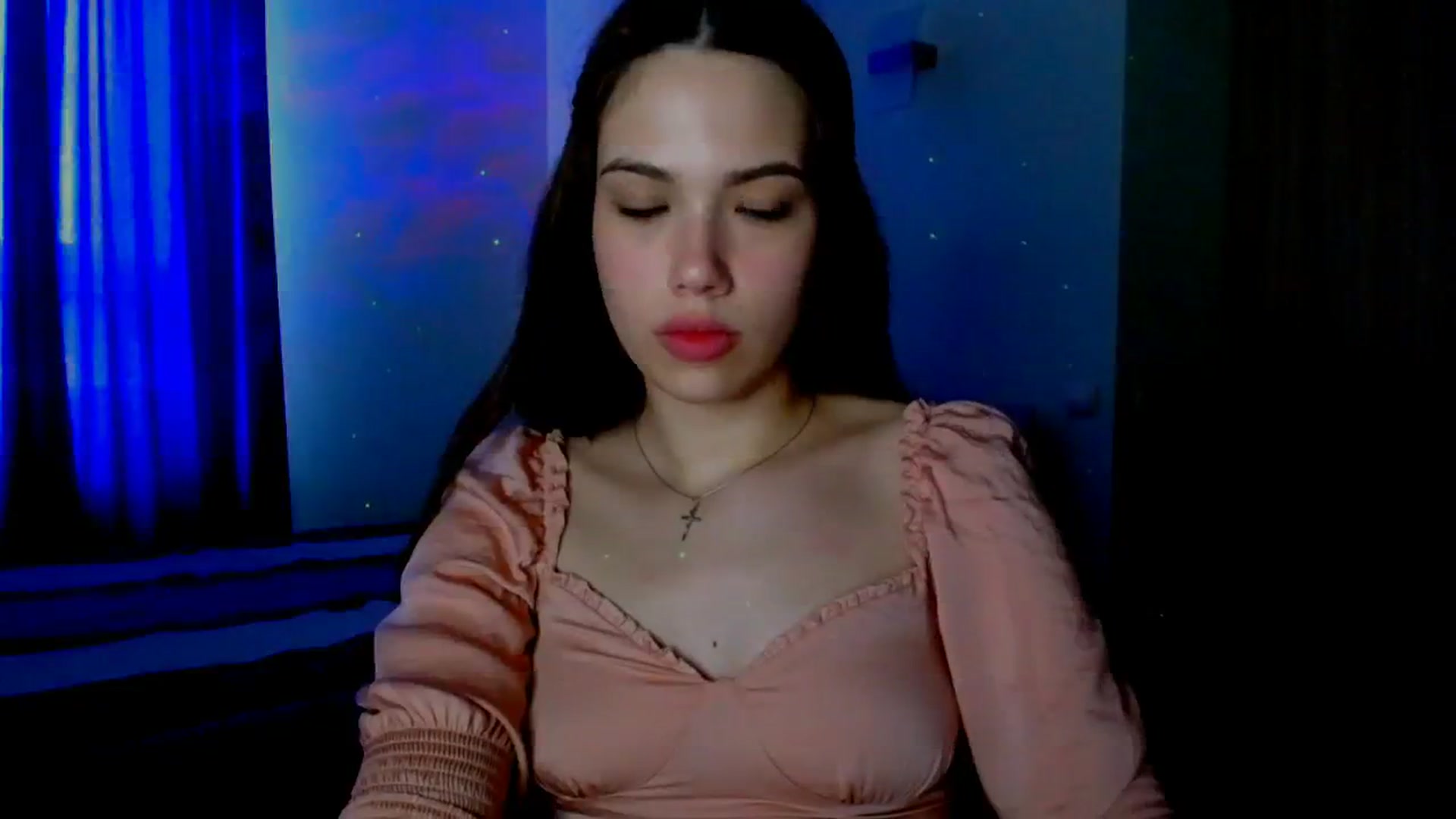 Gallery image thumbnail from LovellyRima__'s myfreecams stream on, 08/10/2023, 13:52 image 5 of 20