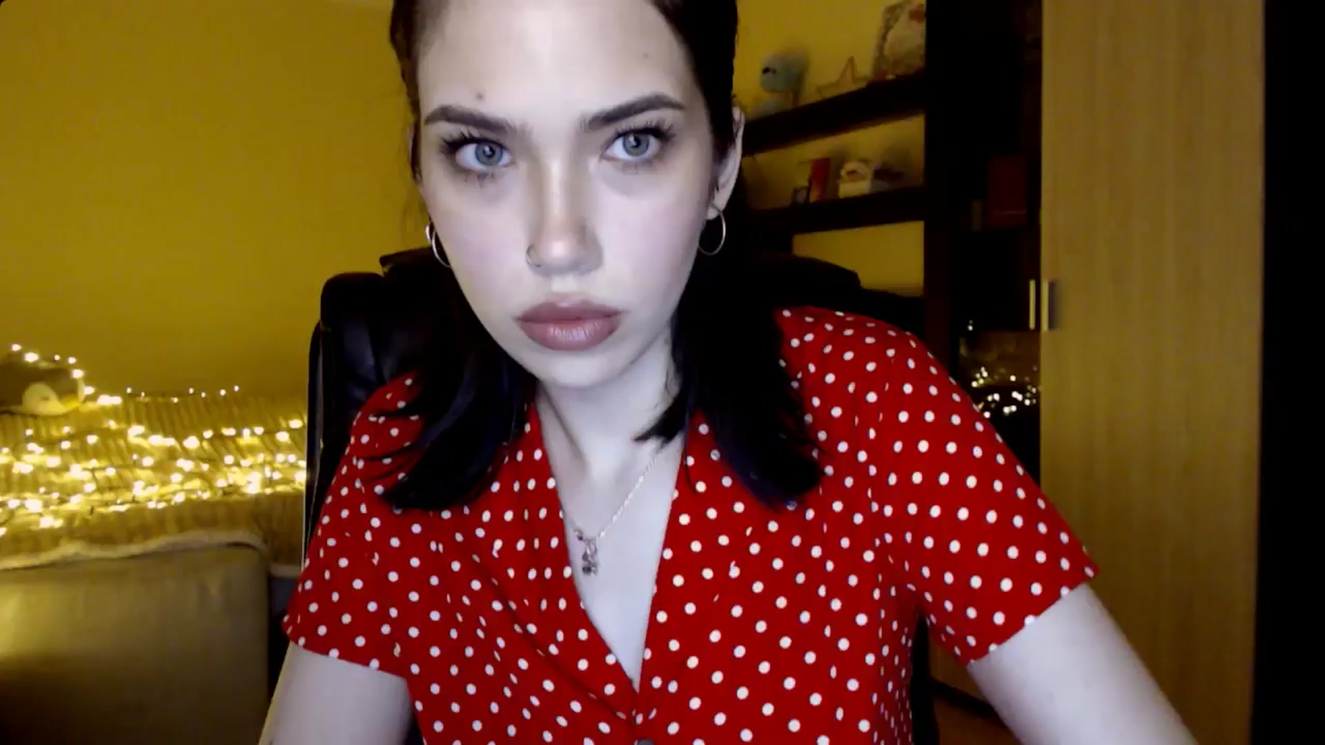 Gallery image thumbnail from LovellyRima__'s myfreecams stream on, 06/03/2024, 19:45 image 2 of 20
