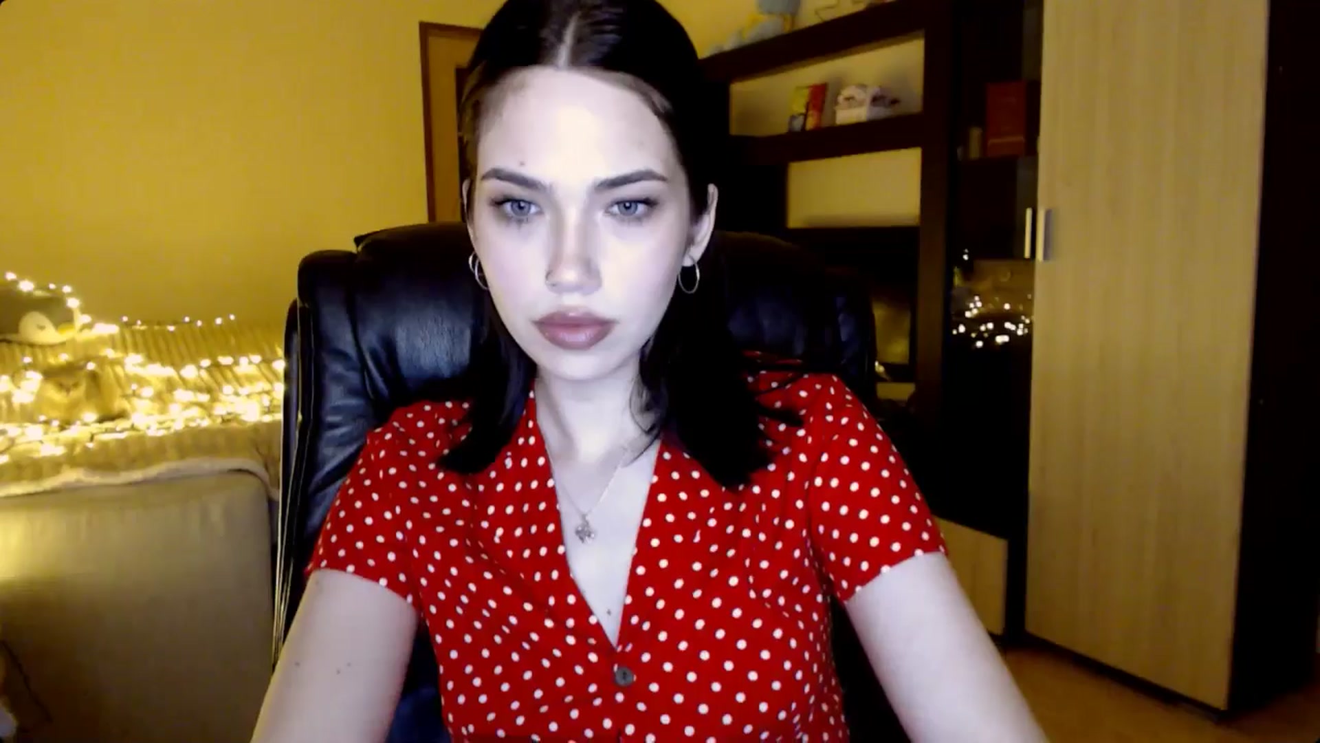 Gallery image thumbnail from LovellyRima__'s myfreecams stream on, 06/03/2024, 19:45 image 10 of 20