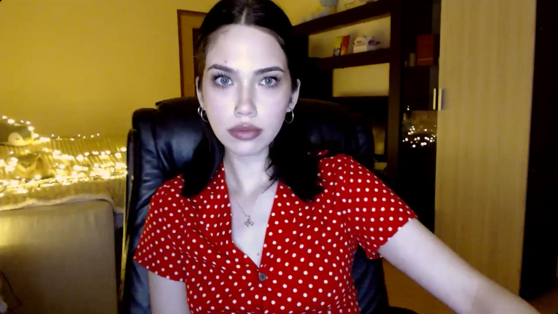 Gallery image thumbnail from LovellyRima__'s myfreecams stream on, 06/03/2024, 19:45 image 8 of 20