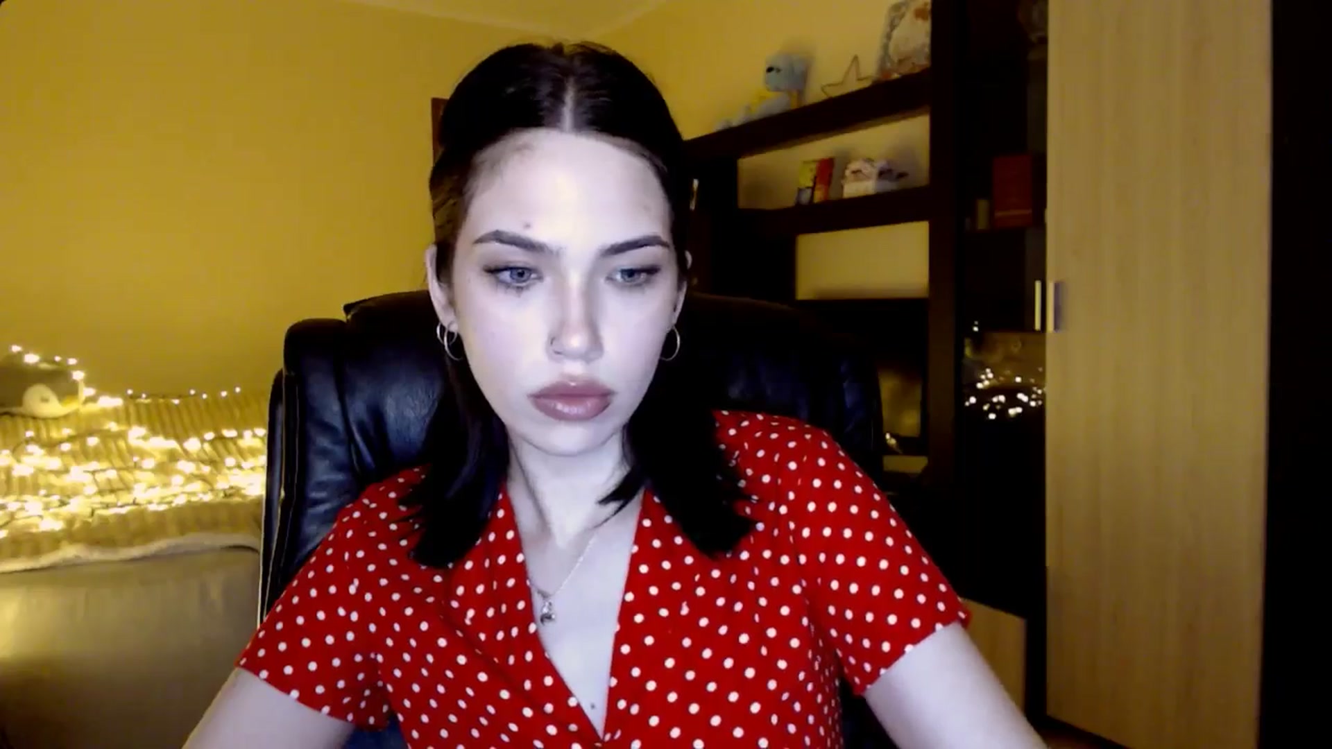 Gallery image thumbnail from LovellyRima__'s myfreecams stream on, 06/03/2024, 19:45 image 3 of 20
