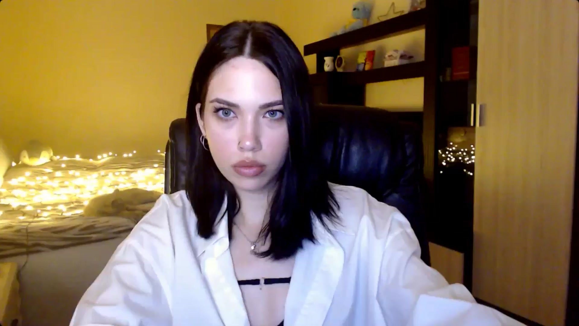 Gallery image thumbnail from LovellyRima__'s myfreecams stream on, 06/13/2024, 22:08 image 8 of 20