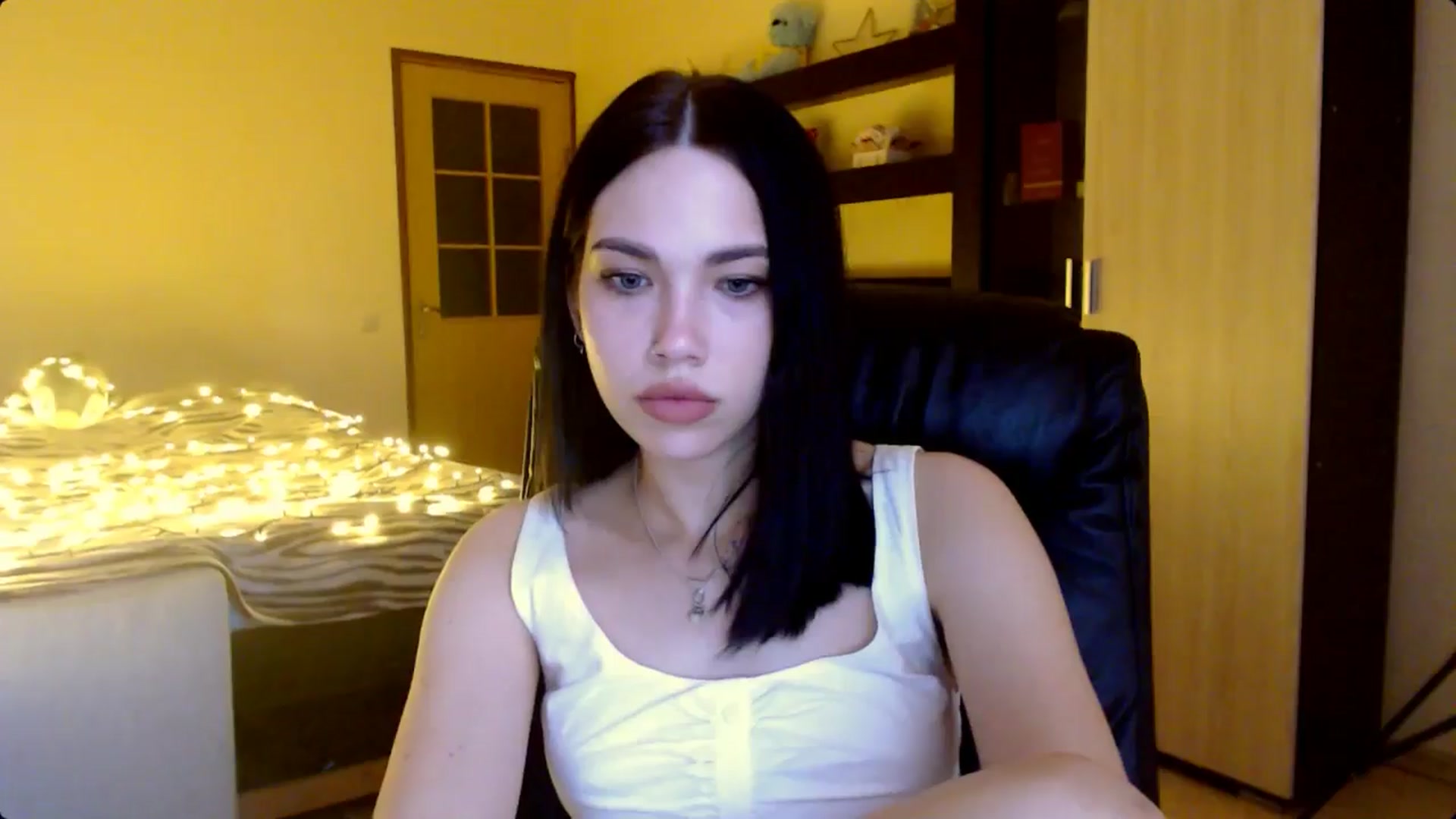 Gallery image thumbnail from LovellyRima__'s myfreecams stream on, 06/22/2024, 18:26 image 11 of 20