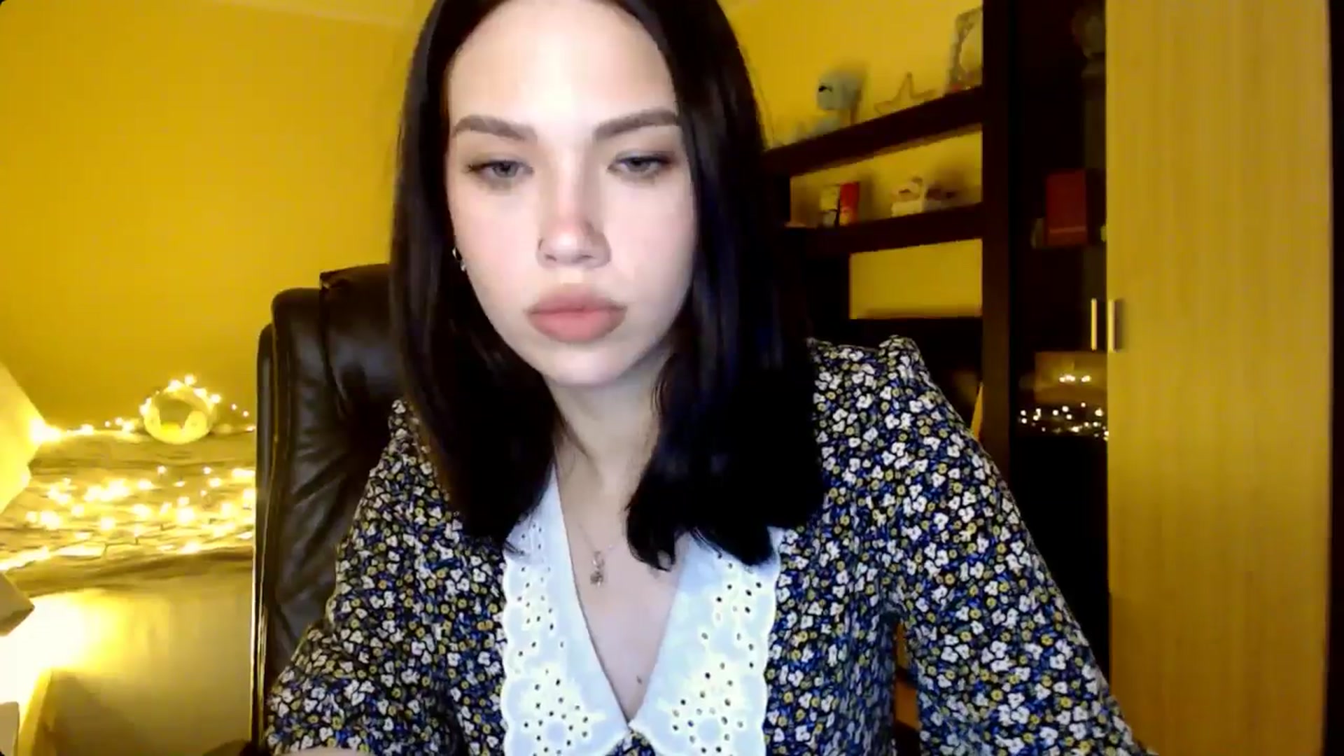 Gallery image thumbnail from LovellyRima__'s myfreecams stream on, 06/23/2024, 20:23 image 7 of 20