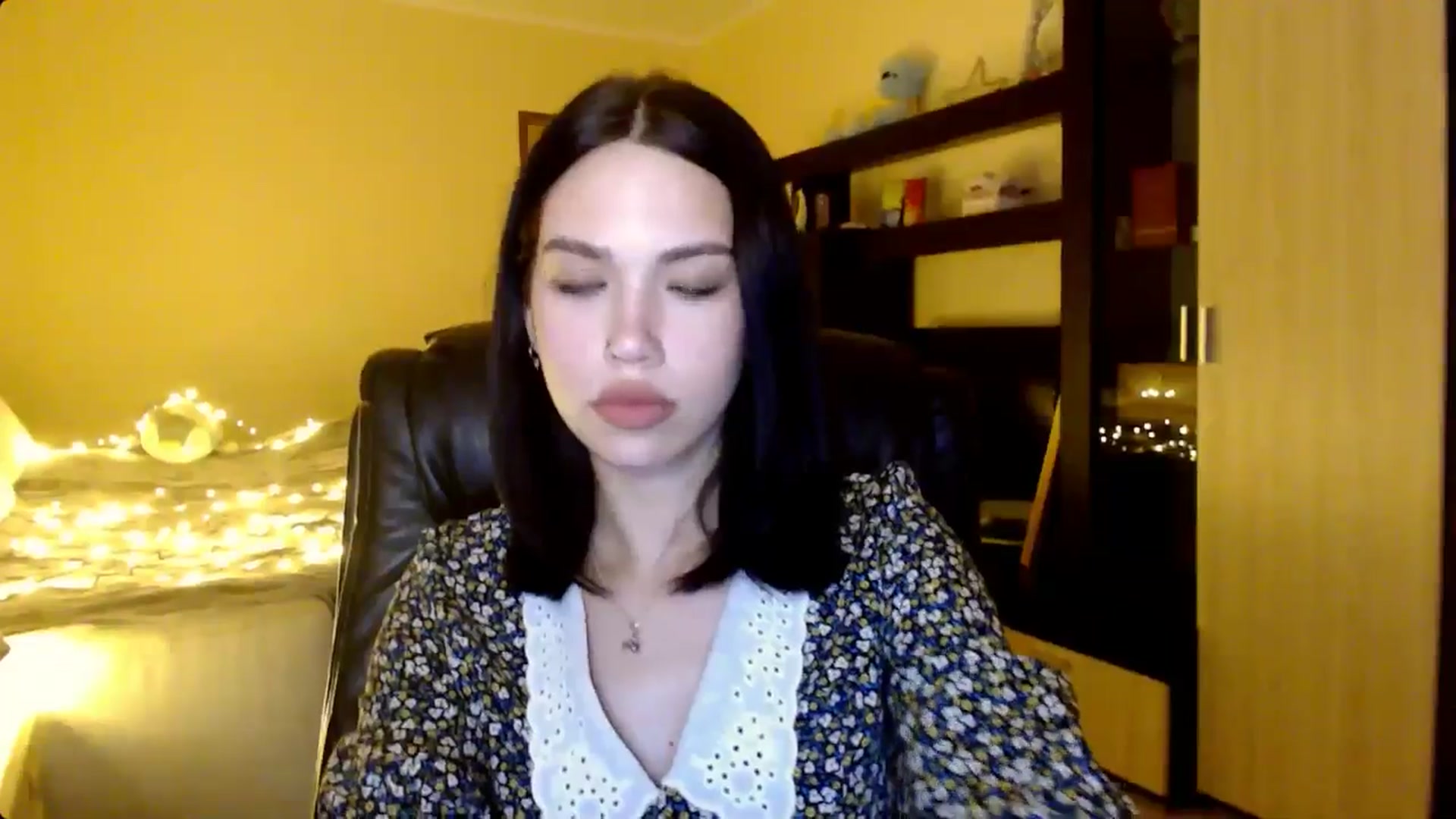 Gallery image thumbnail from LovellyRima__'s myfreecams stream on, 06/23/2024, 20:23 image 15 of 20