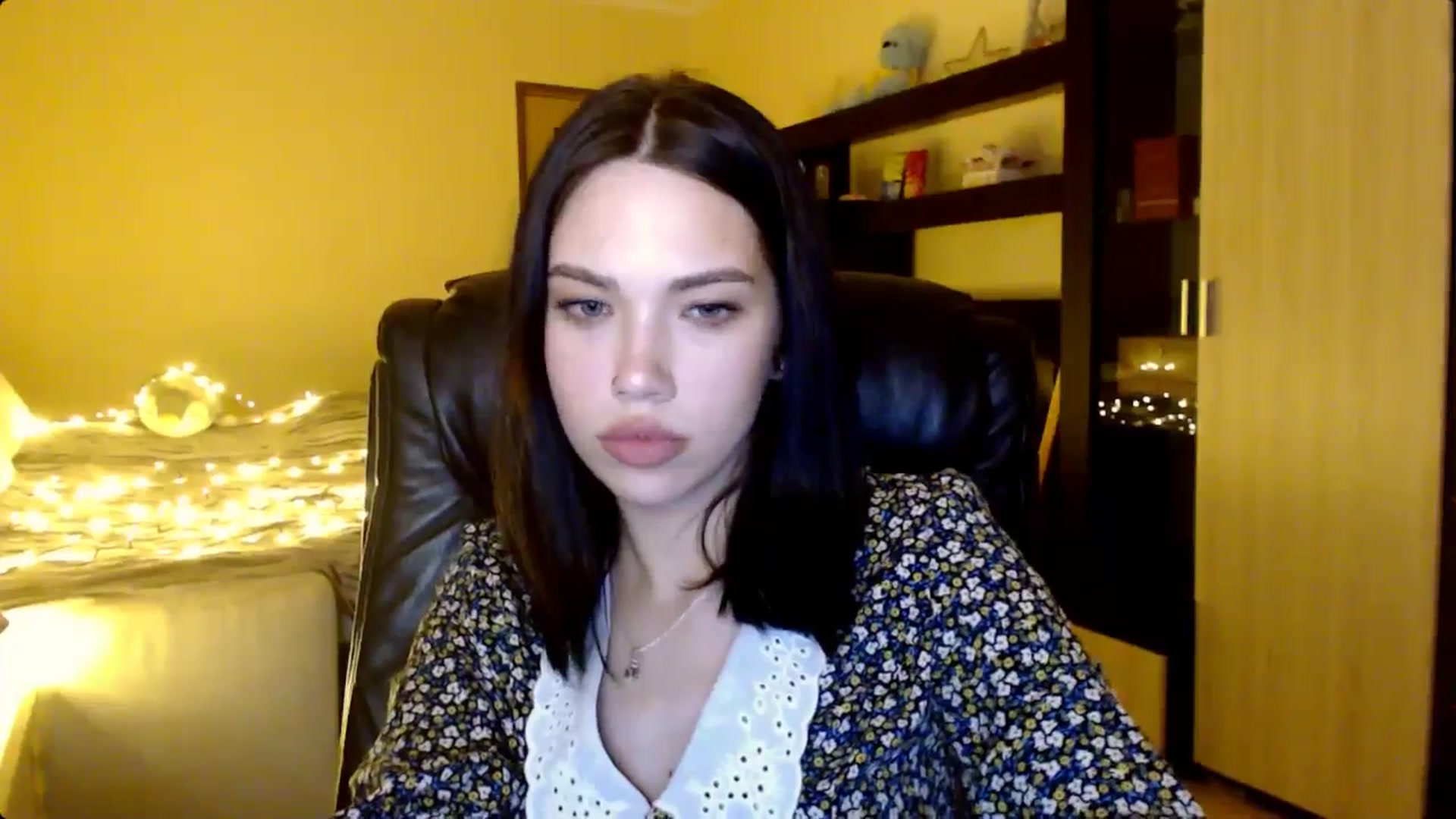 Gallery image thumbnail from LovellyRima__'s myfreecams stream on, 06/23/2024, 20:55 image 20 of 20