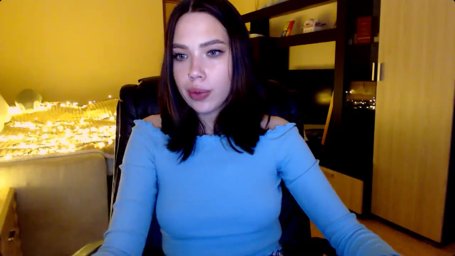 Gallery image thumbnail from LovellyRima__'s myfreecams stream on, 08/02/2024, 18:35 image 19 of 20