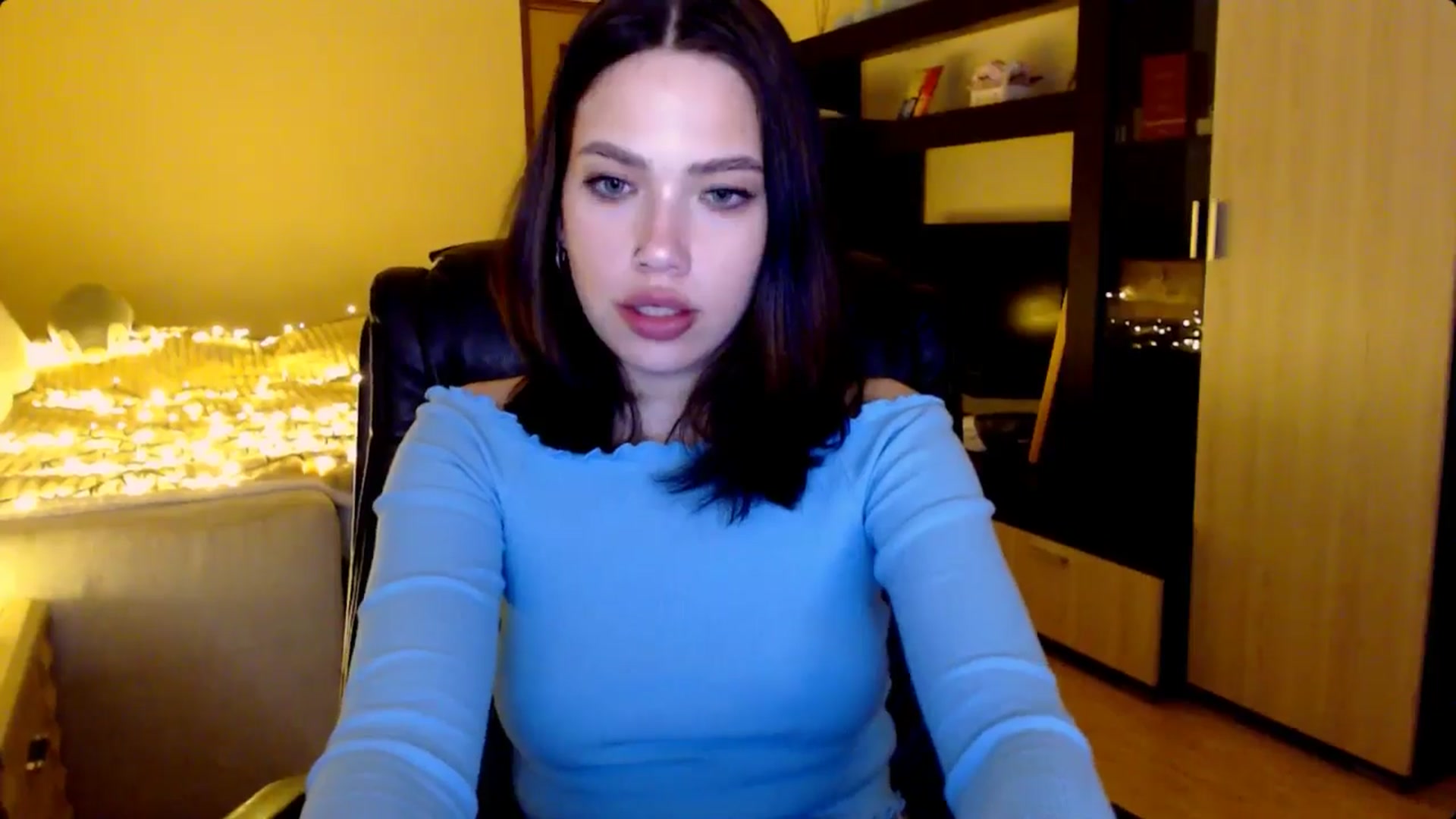 Gallery image thumbnail from LovellyRima__'s myfreecams stream on, 08/02/2024, 18:35 image 11 of 20
