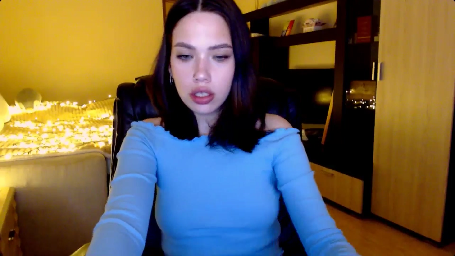 Gallery image thumbnail from LovellyRima__'s myfreecams stream on, 08/02/2024, 18:35 image 2 of 20