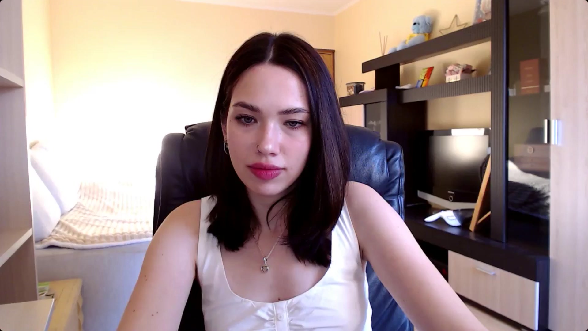 Gallery image thumbnail from LovellyRima__'s myfreecams stream on, 08/05/2024, 16:33 image 20 of 20