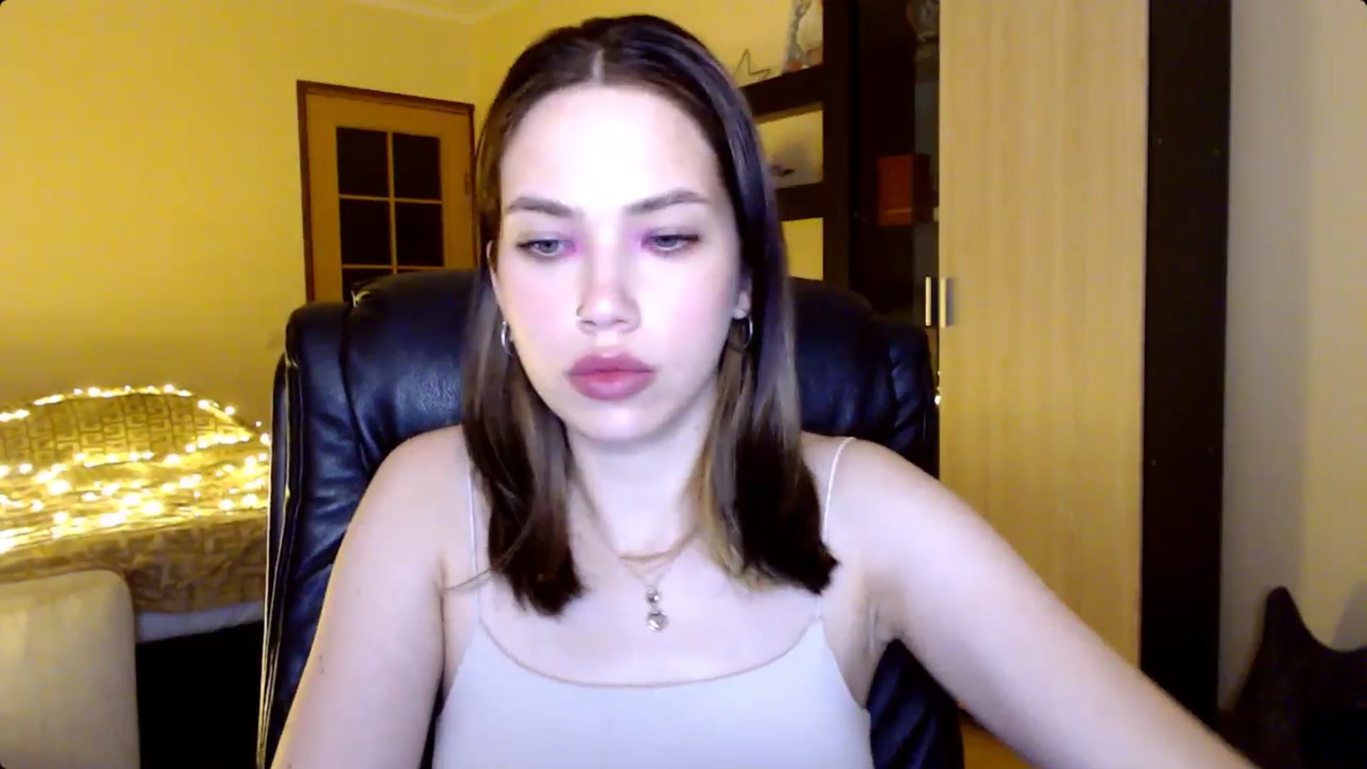 Gallery image thumbnail from LovellyRima__'s myfreecams stream on, 08/18/2024, 20:46 image 15 of 20